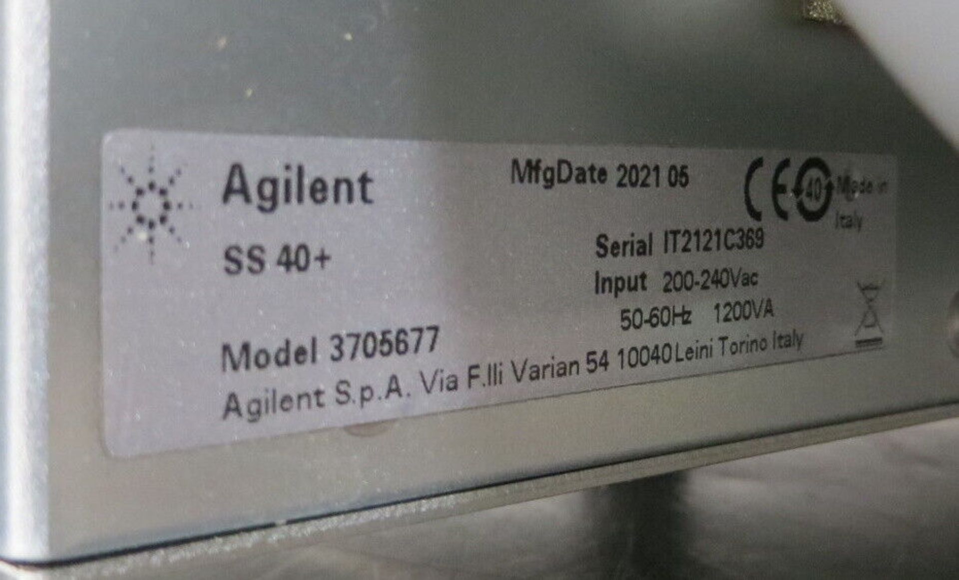 Agilent MS40+ Rotary Vane Vacuum Pump G1960-80040 w/ SS40+ Inverter - Gilroy - Image 10 of 11