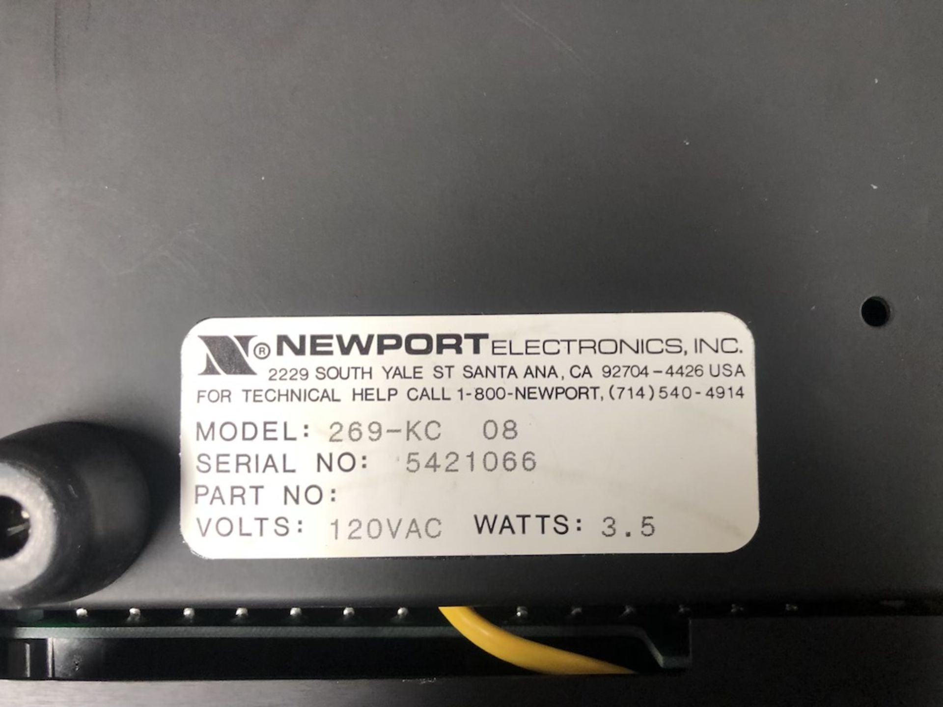 QTY OF 2 ITEMS: NEWPORT 269-KC 08 DIGITAL PRYOMETER SR#: 5421066 120VAC, 3.5W; OMEGA 2166A DIGITAL - Image 8 of 10