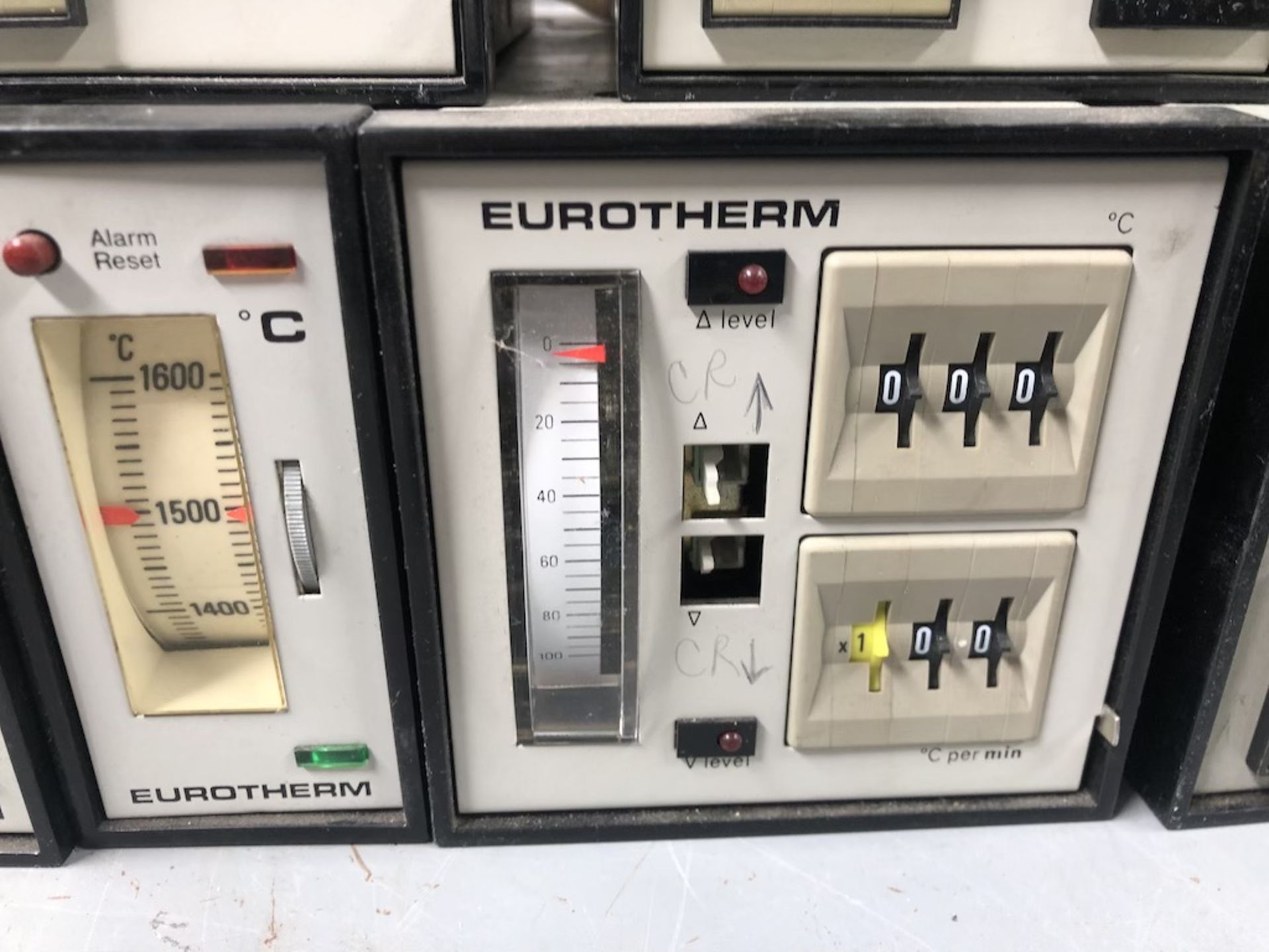 QTY OF 10 ITEMS: ATHENA CONTROLS 4000 TE TEMPERATURE CONTROLLER; ATHENA CONTROLS 4000 TEMPERATURE - Image 11 of 24