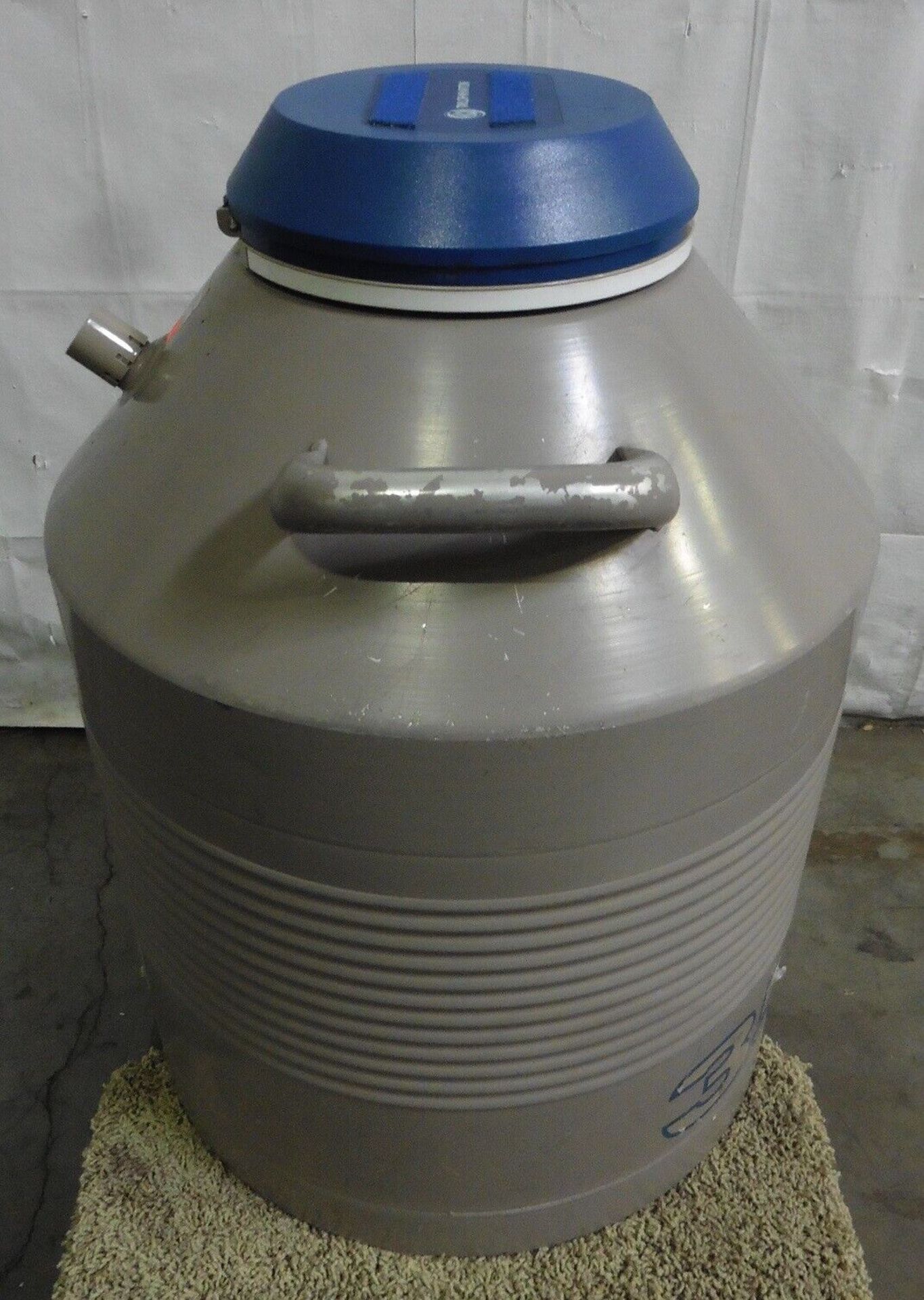 Taylor Wharton 35VHC Cryo Storage Tank w/ Two 11"" Canisters - Image 2 of 8
