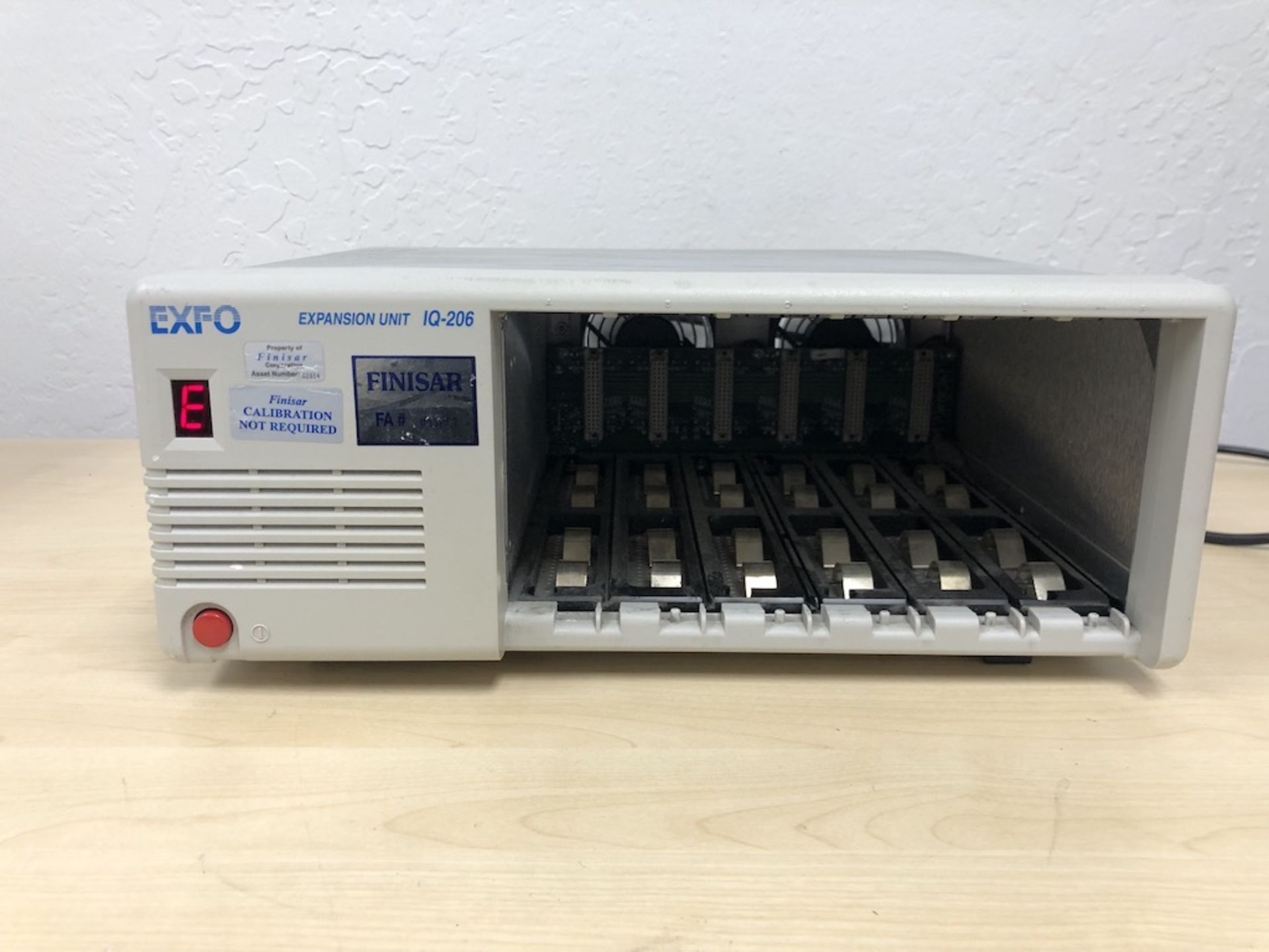 EXFO IQ-206 EXPANSION UNIT SR# 100776-30 Ê 1218 ALDERWOOD AVE. SUNNYVALE, CA Ê94089