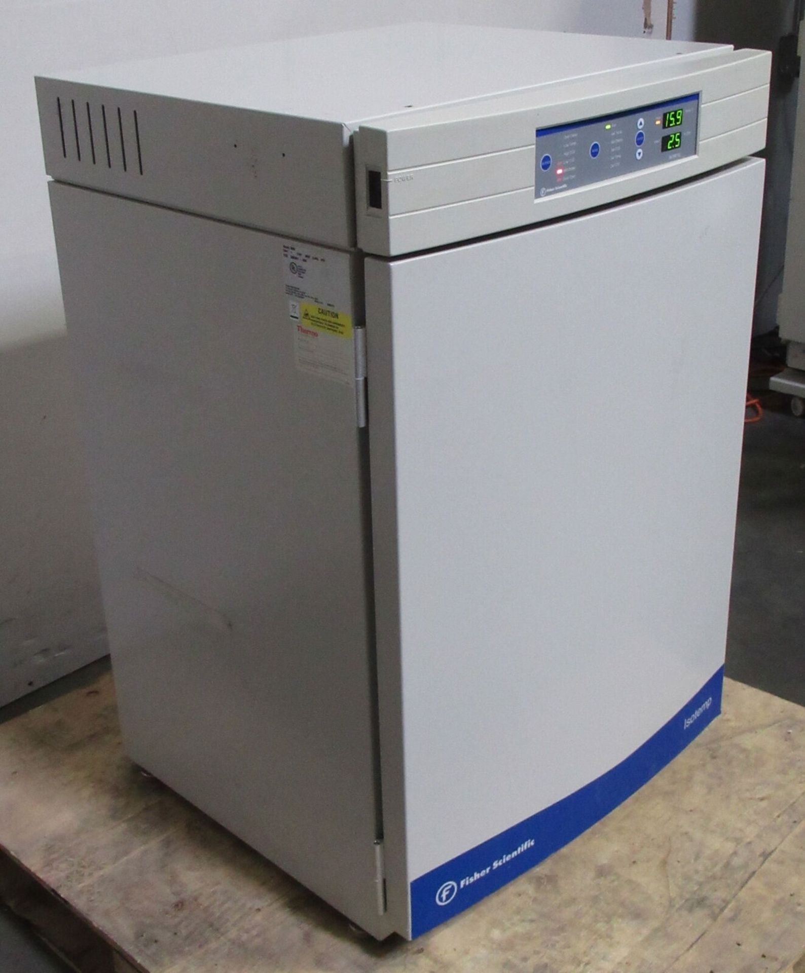 Fisher Scientific Isotemp 3530 Water Jacketed CO2 Incubator - Image 7 of 9