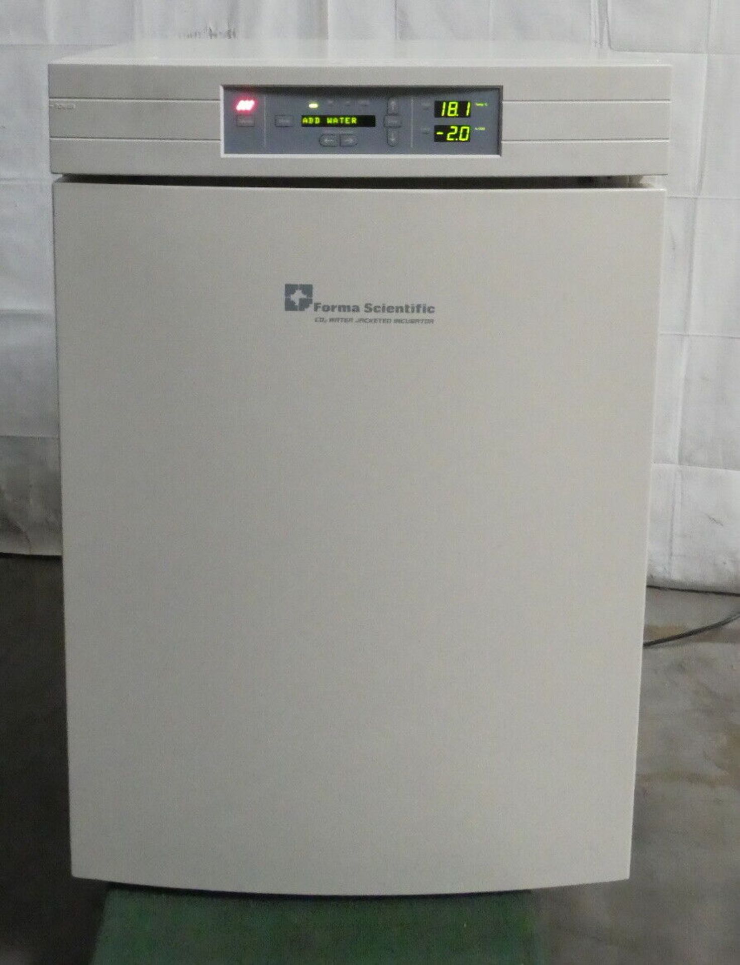 Forma Scientific CO2 Water Jacketed Incubator Model 3111 - Image 3 of 9