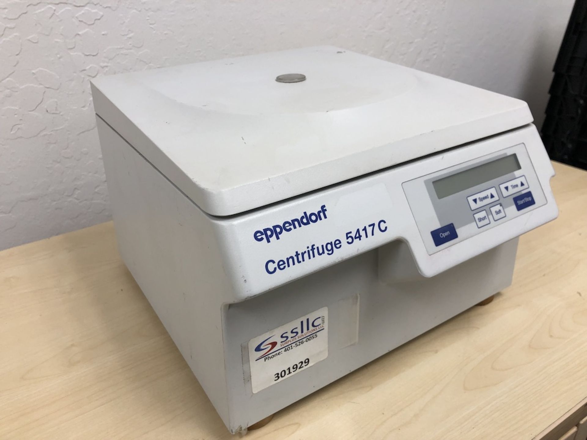 EPPENDORF 5417C CENTRIFUGE 17055 - Image 4 of 8