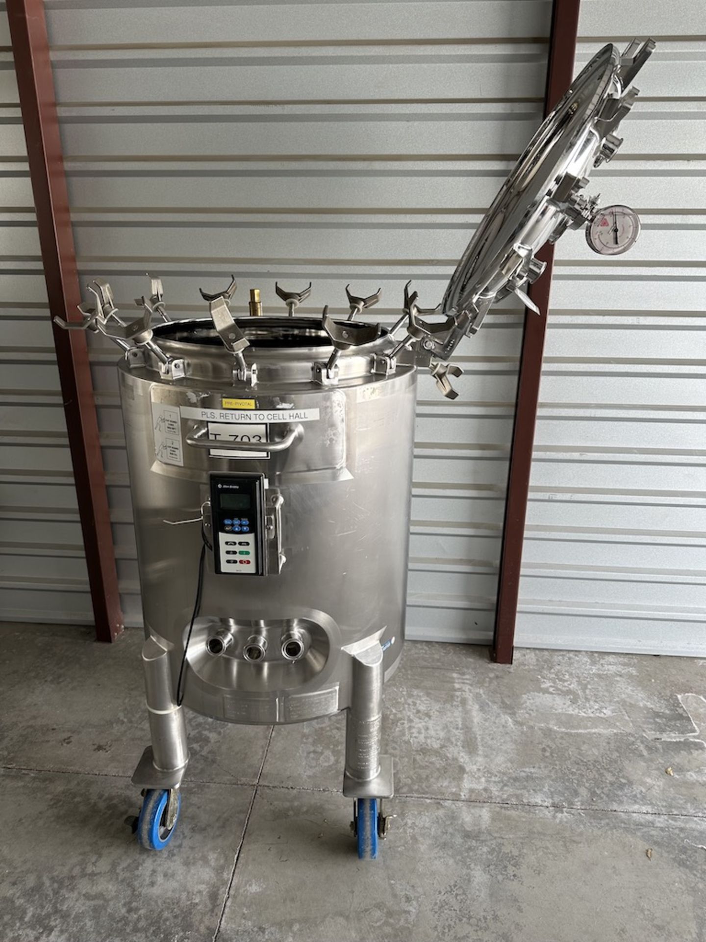 DCI 200 Liter Portable Stainless Steel Processing Tank with Allen-Bradley Controller - Image 2 of 2