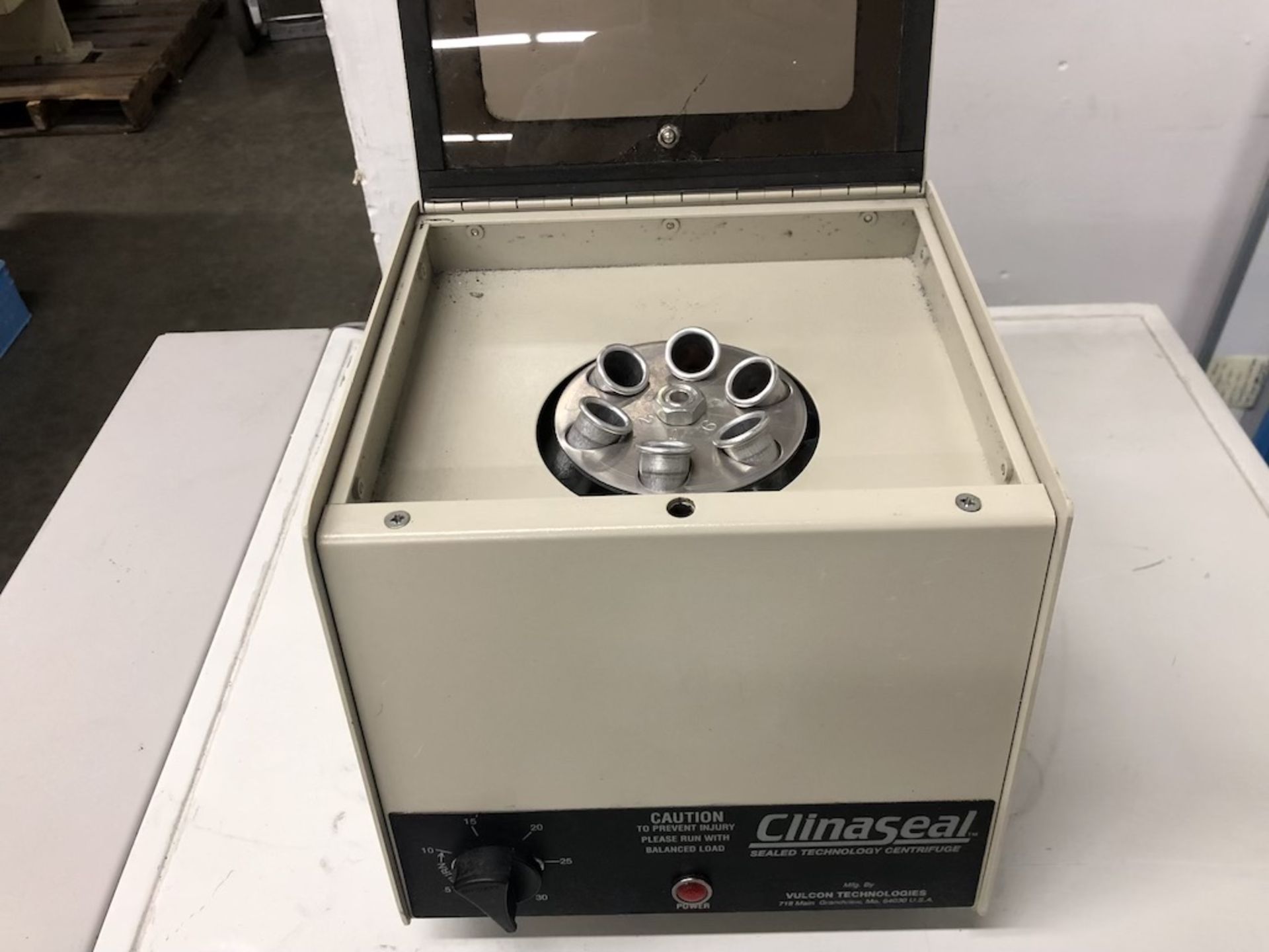 VULCON TECHNOLOGIES CS-6C CLINASEAL CENTRIFUGE 115V, 60HZ, 1.5A - Image 9 of 9