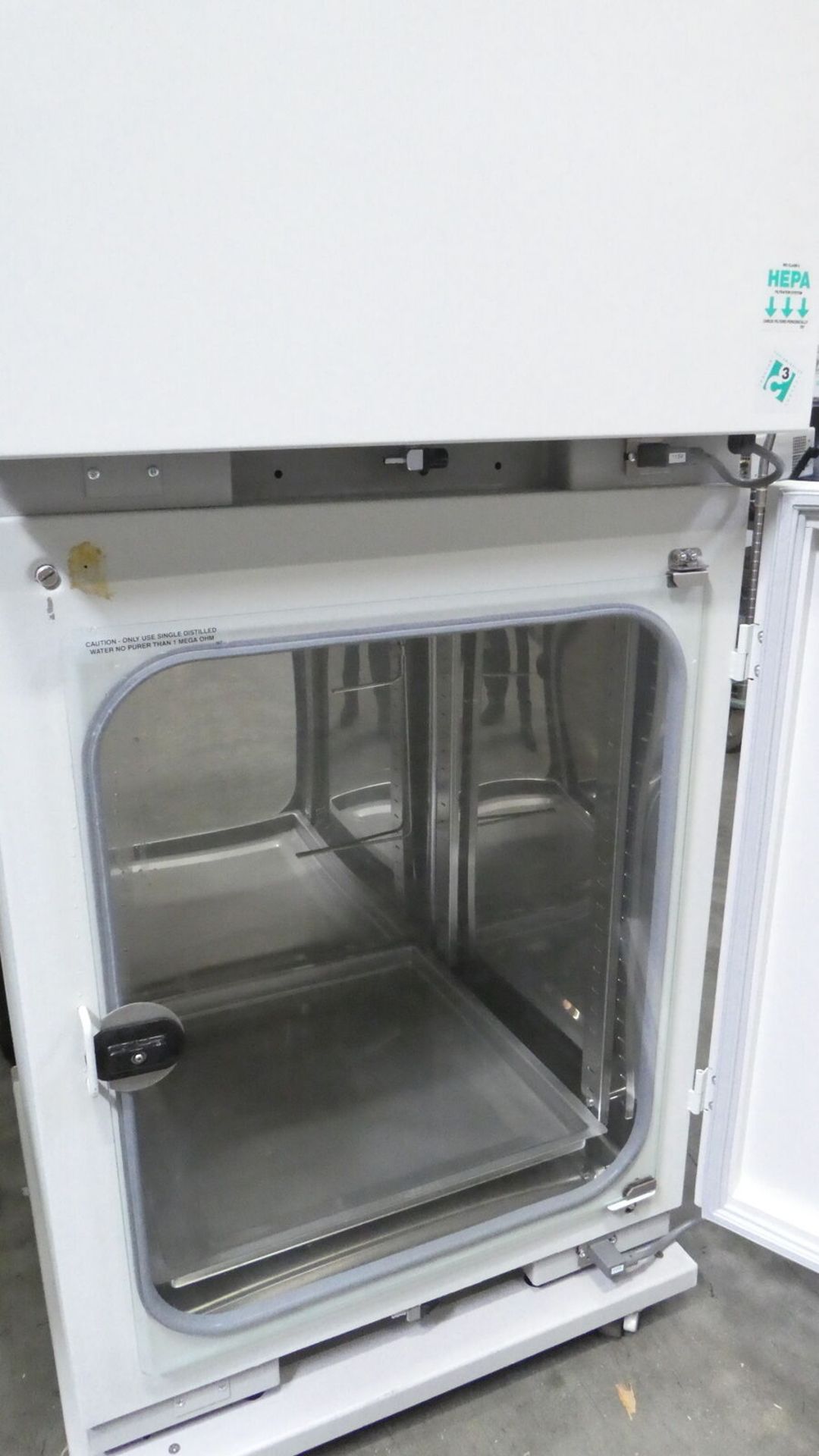 Nuaire Double Stack NU-8700 Water Jacketed CO2 Incubators - Image 6 of 11