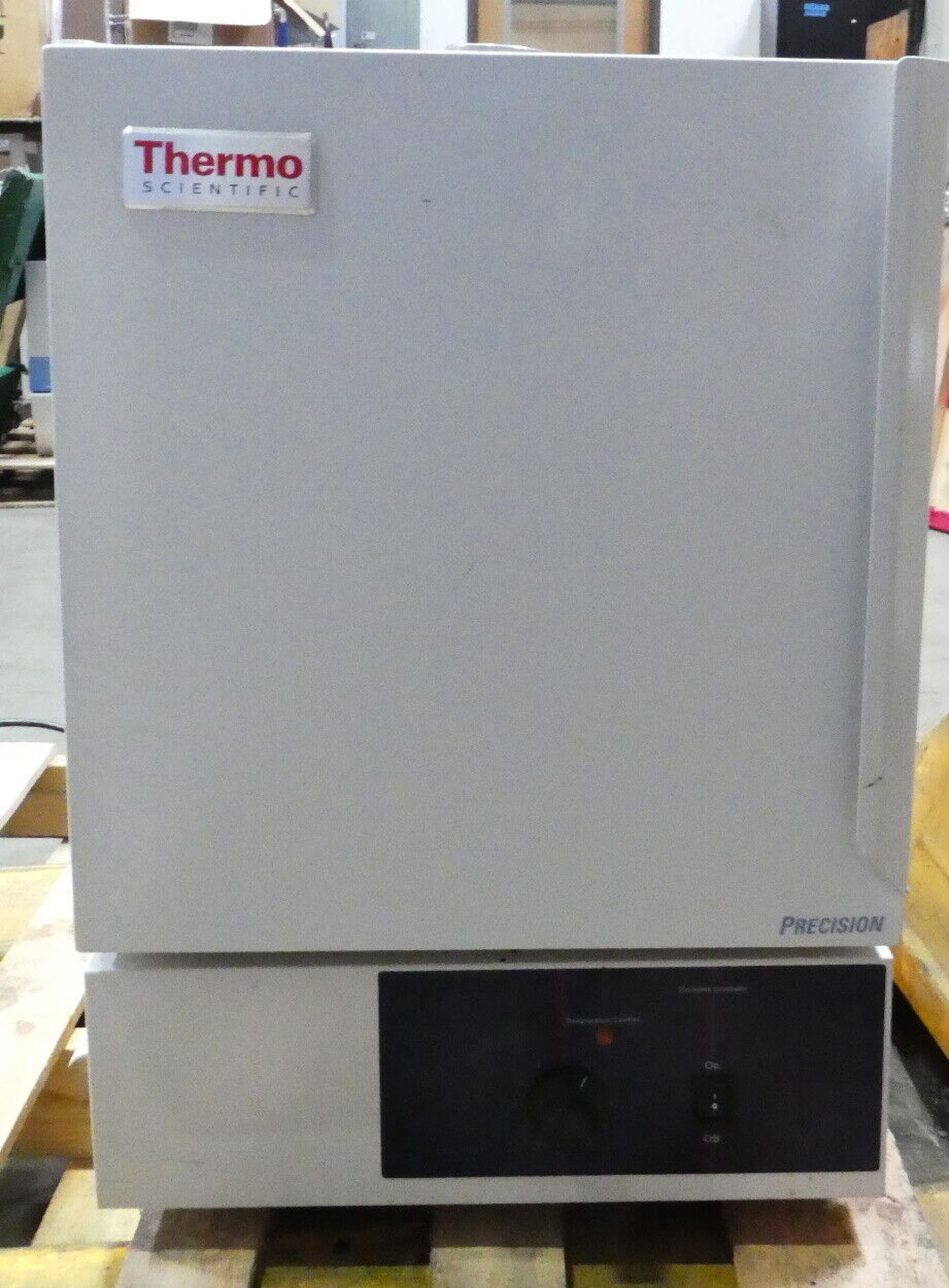 Thermo Scientific 3520 Benchtop Incubator