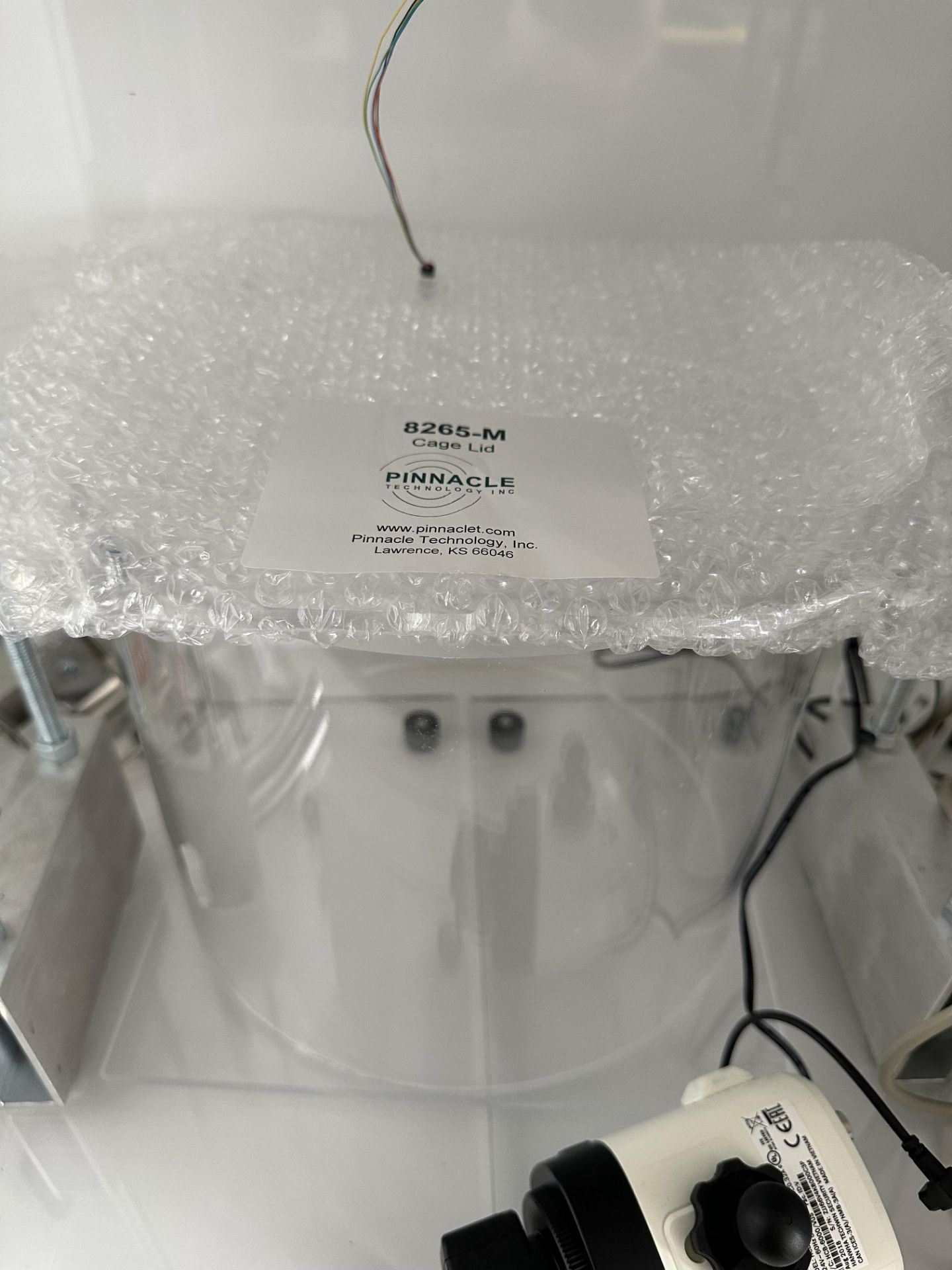 Harvard Apparatus Panlab Isolation Box Behavioral Chamber with LIXIT feeder and Pinnacle model - Image 2 of 6