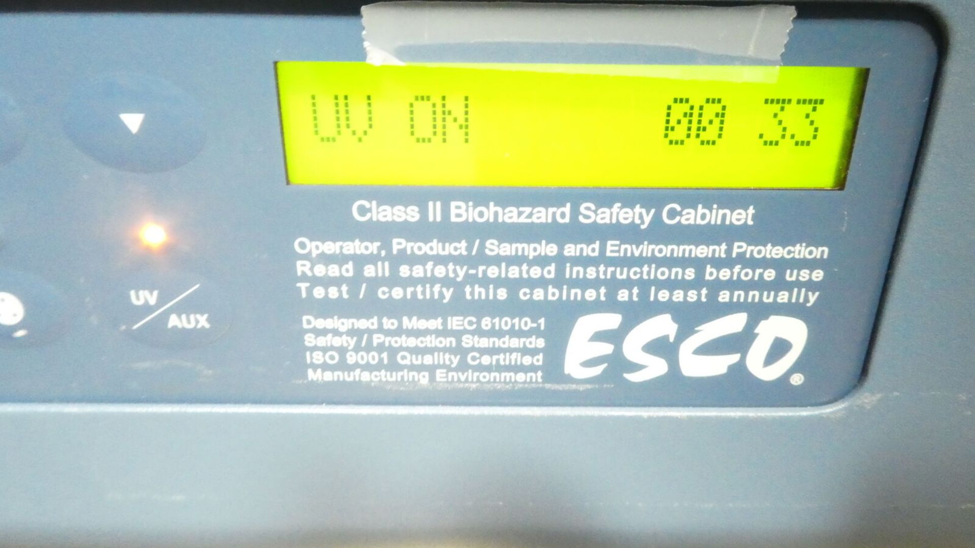 ESCO 4FT Class II Biohazard Safety Cabinet LA2-4A2 BSC - Image 10 of 13