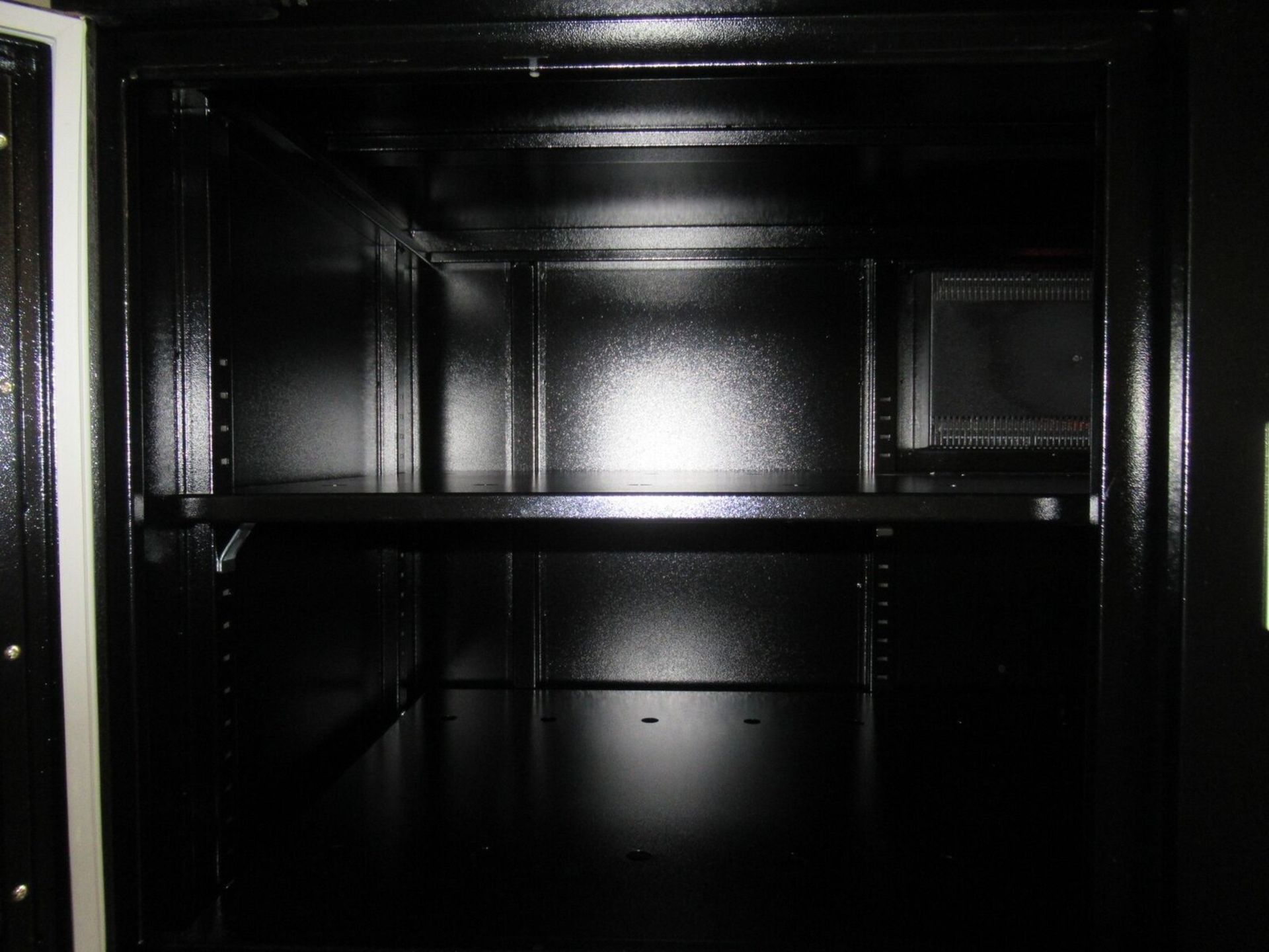 Shenzhen Taiduyin TD-1428C-6 Low Humidity Storage Cabinet 1-10% RH - Image 3 of 8