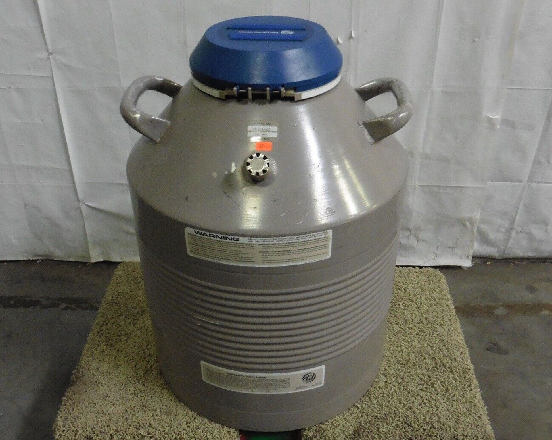 Taylor Wharton 35VHC Cryo Storage Tank w/ Two 11"" Canisters - Image 3 of 8