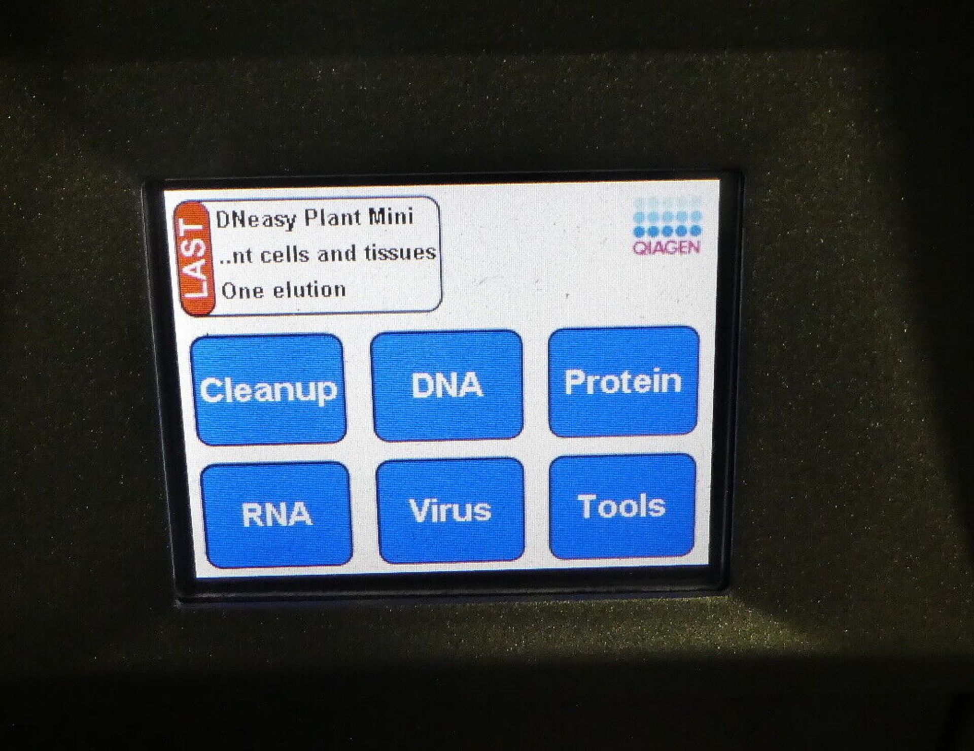 Qiagen QIAcube Automated DNA RNA Isolation Purification System - Image 4 of 12