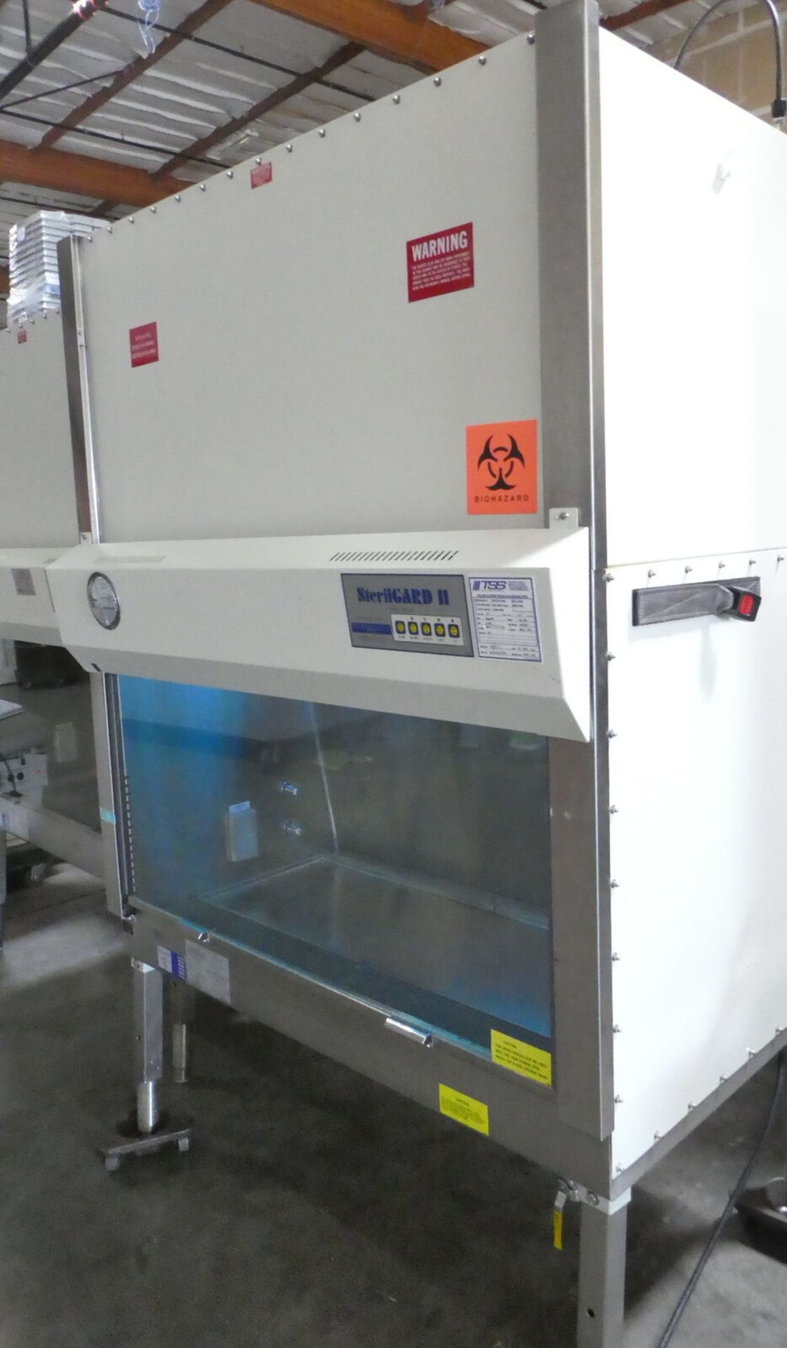 Baker SterilGARD II SG400 4Ft Biological Safety Cabinet - Image 3 of 10