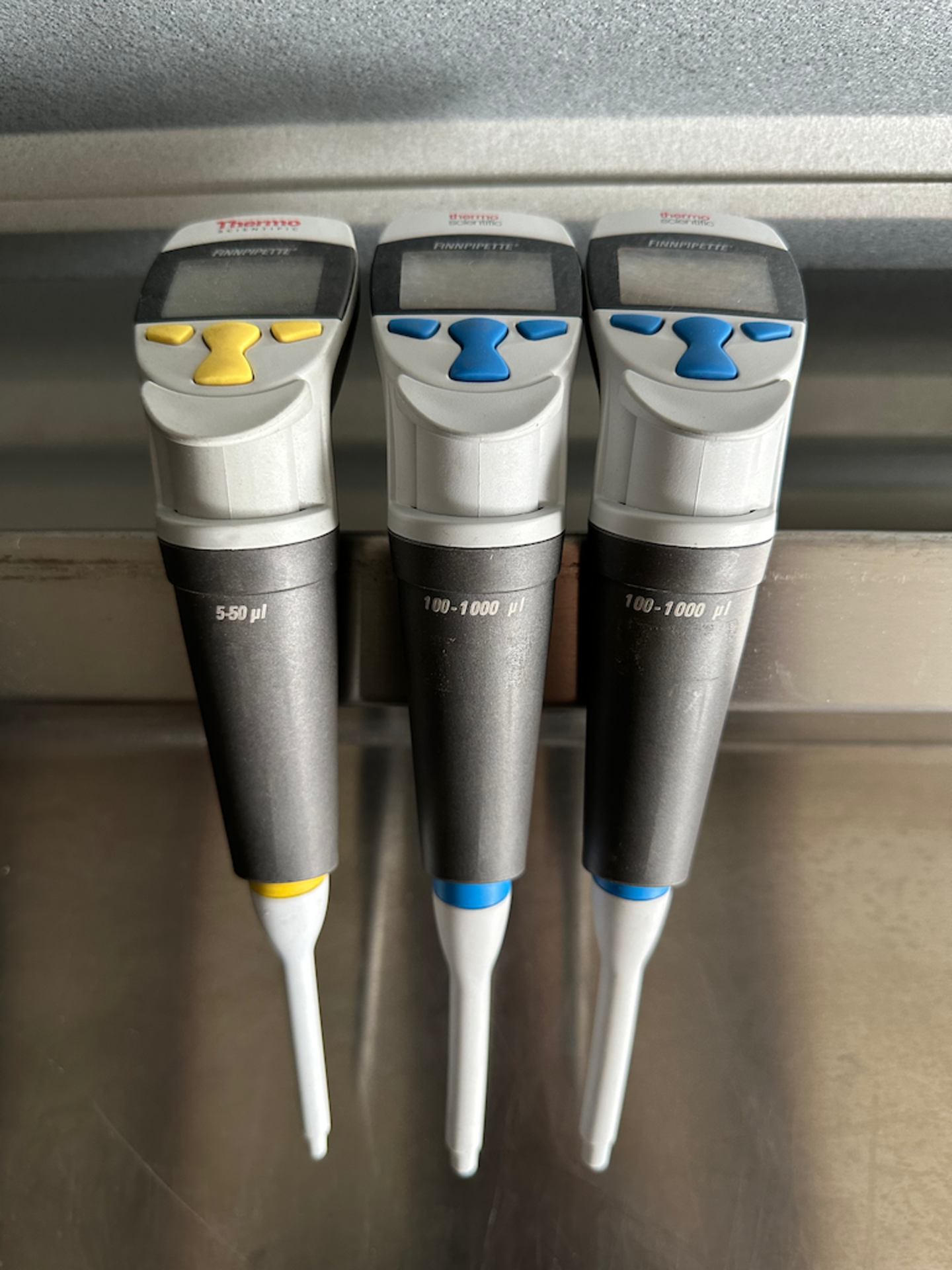 Qty-3 Assorted Thermo Single Channel Pipettes