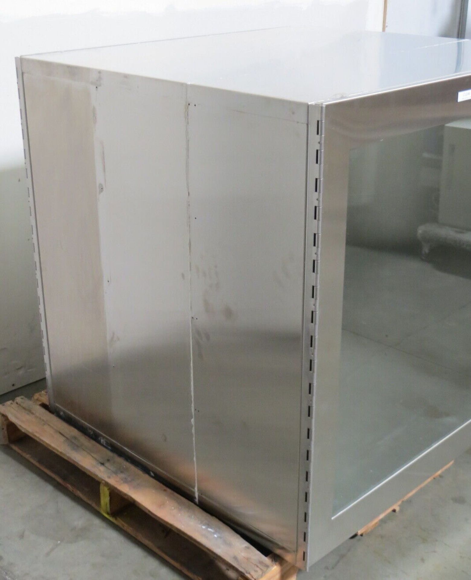 Clean Air Products Pass Through Chamber 36" x 36" x 36" Inner Chamber - Gilroy - Image 3 of 9