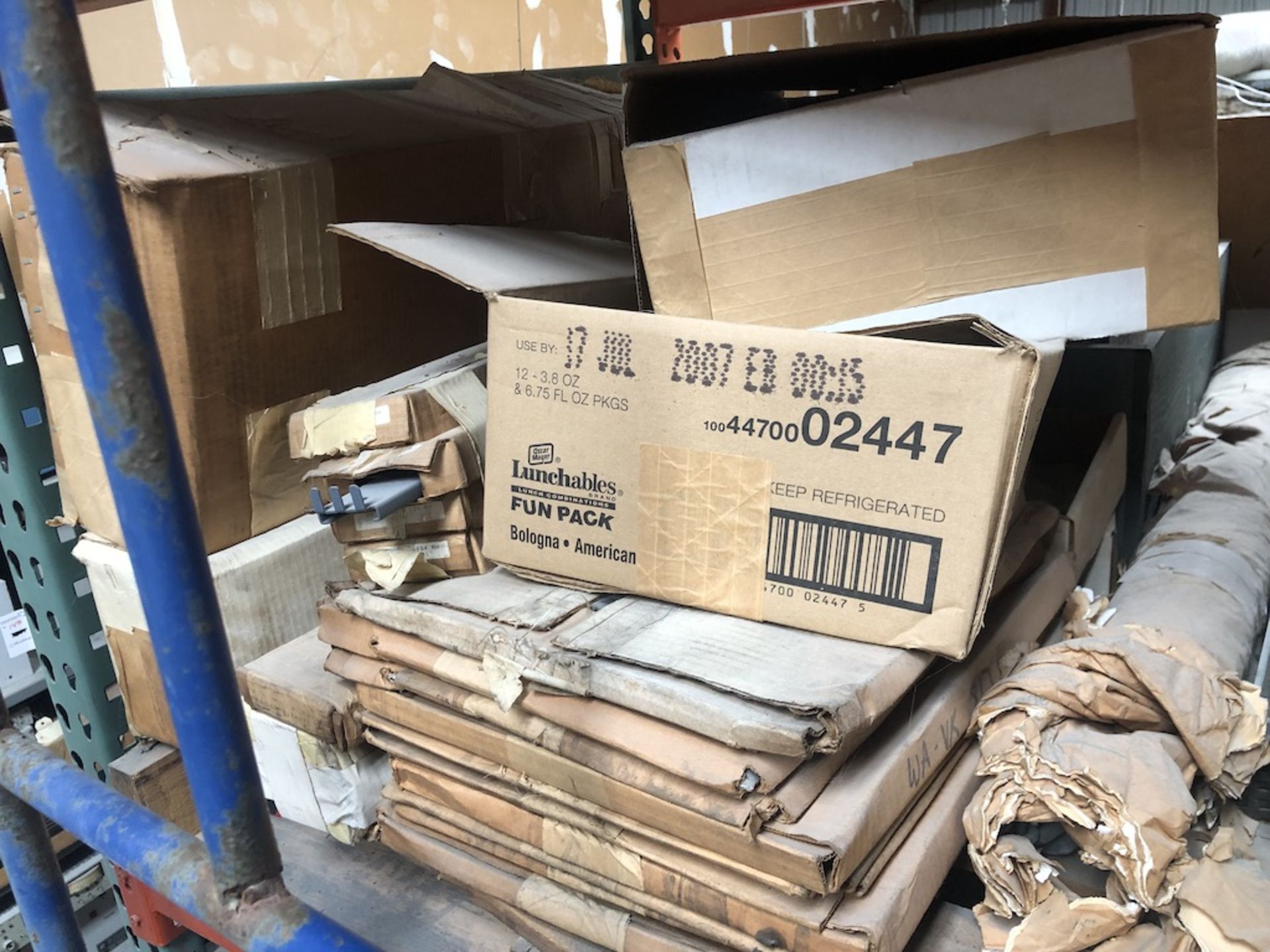 CONTENTS ON PALLET: SHELVING COMPONENTS - Image 2 of 5