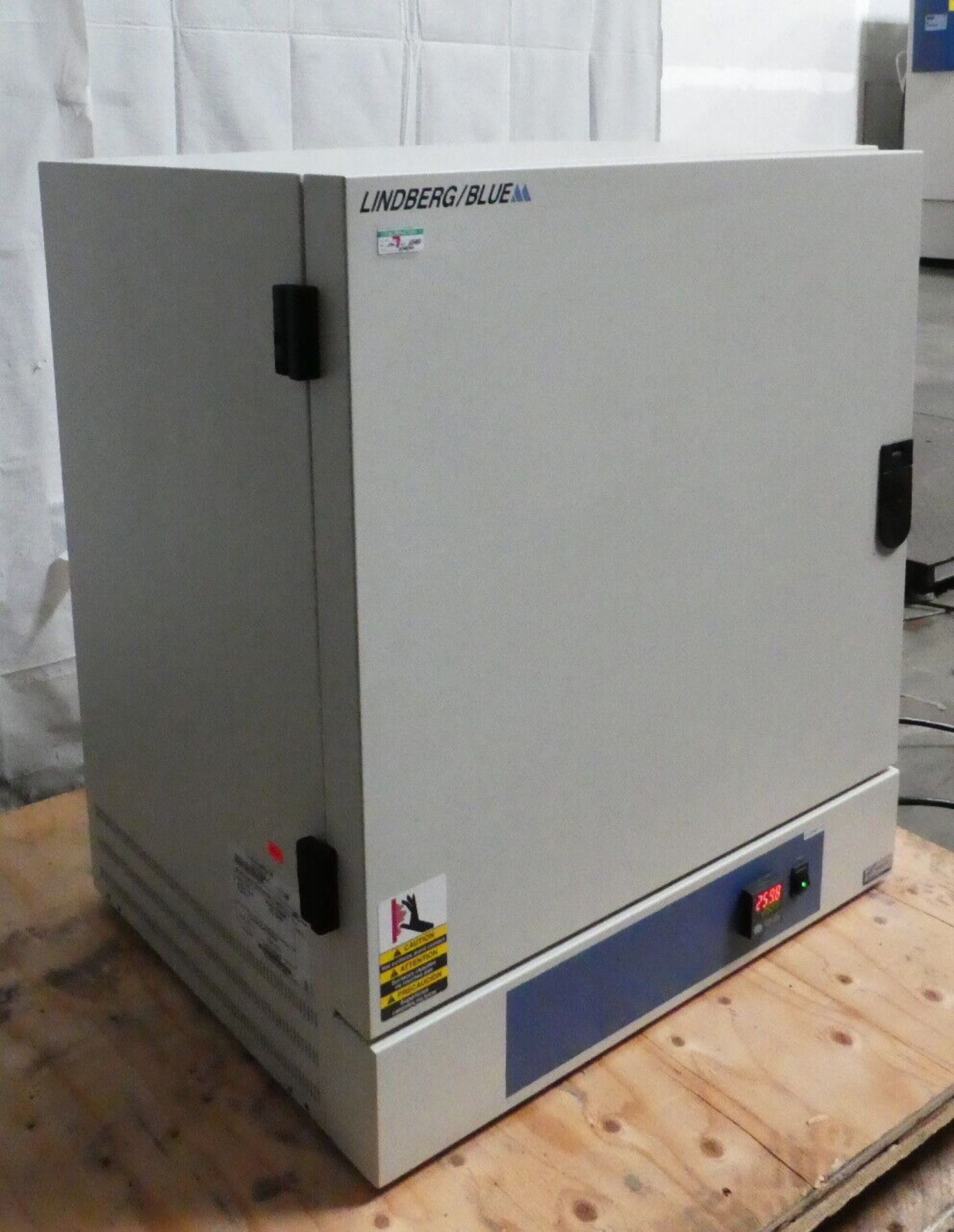 Lindberg Blue M MO1490A-1 Mechanical Oven 40ºc-260ºc - Gilroy - Image 6 of 9