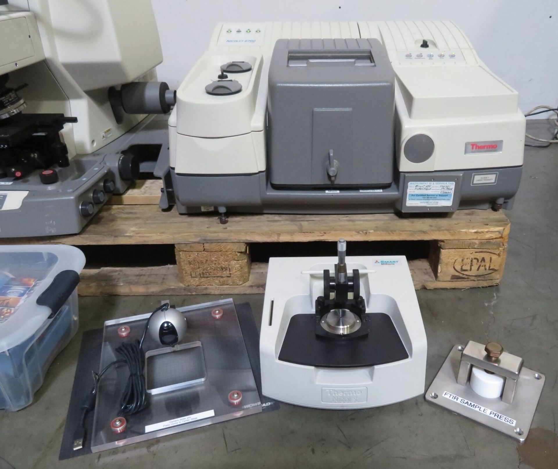 Thermo Electron Nicolet 6700 FT-IR Spectrometer + Continuµm Microscope - Gilroy - Image 3 of 17
