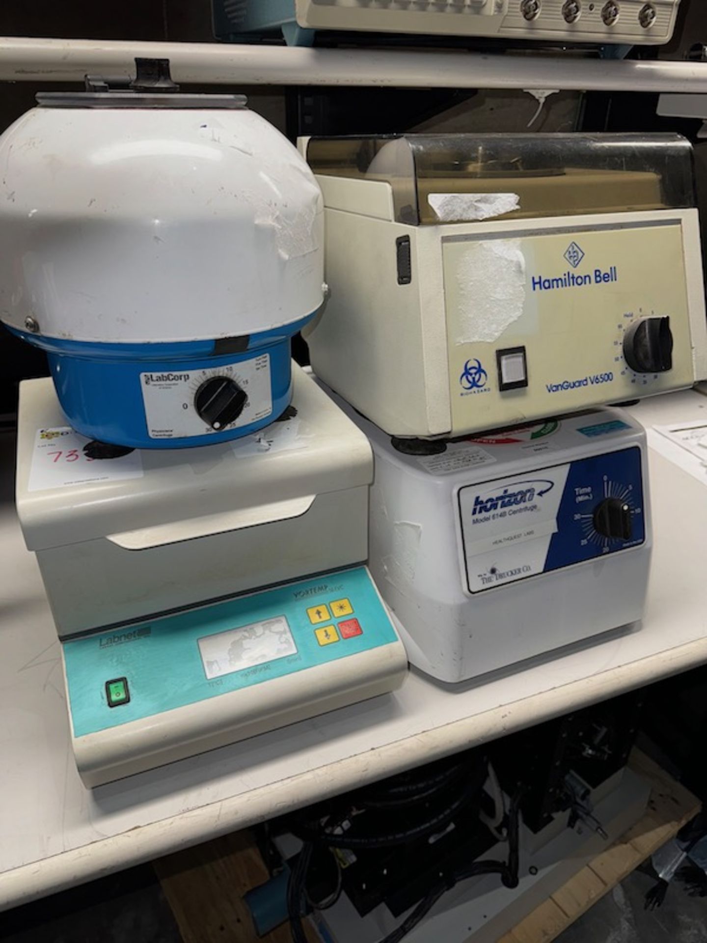 LOT: CONSISTING OF 4 ASSORTED BENCHTOP CENTRIFUGES - Image 8 of 10