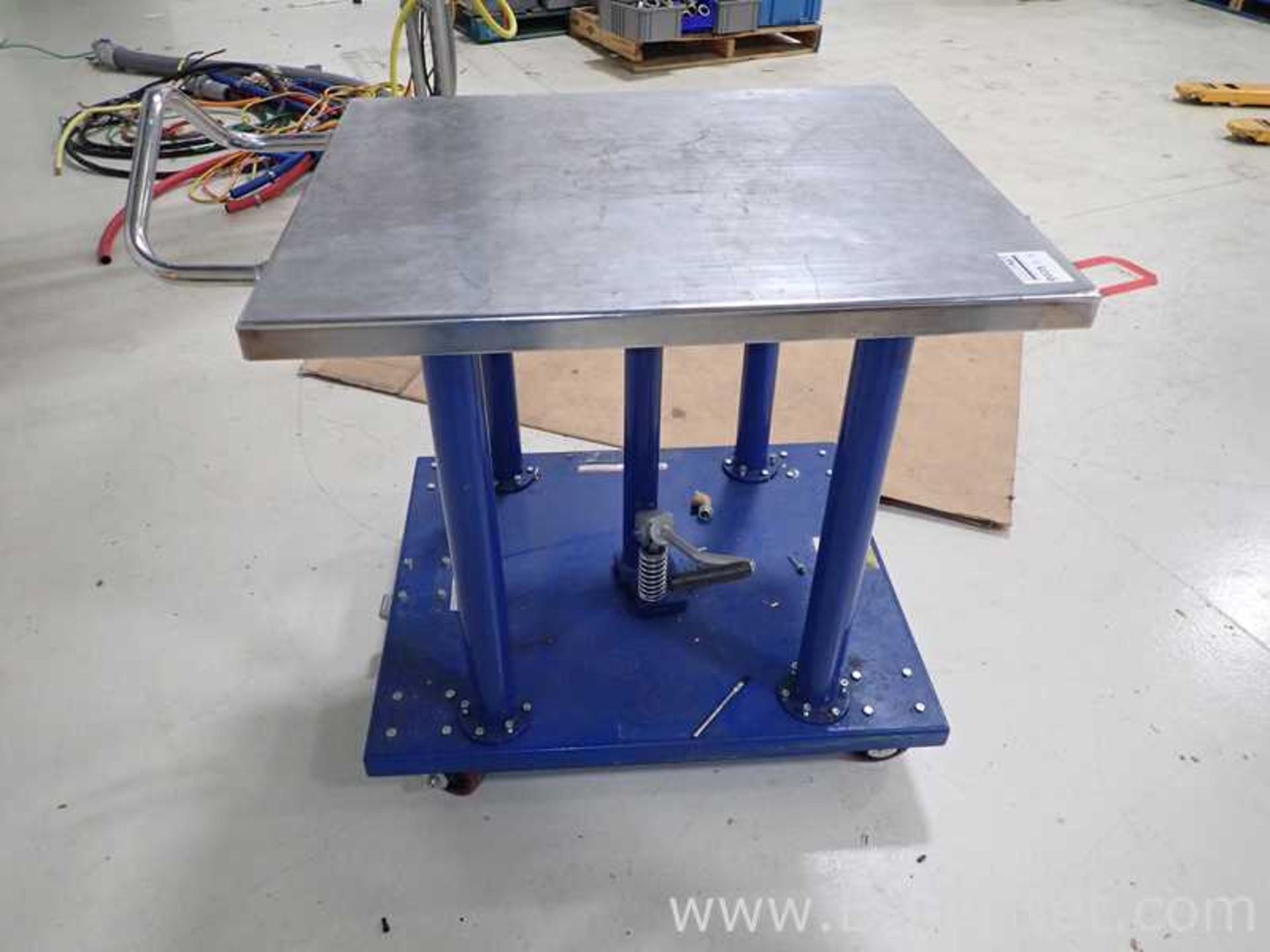 Vestil HT-20-3036A Lift Table - Image 3 of 4