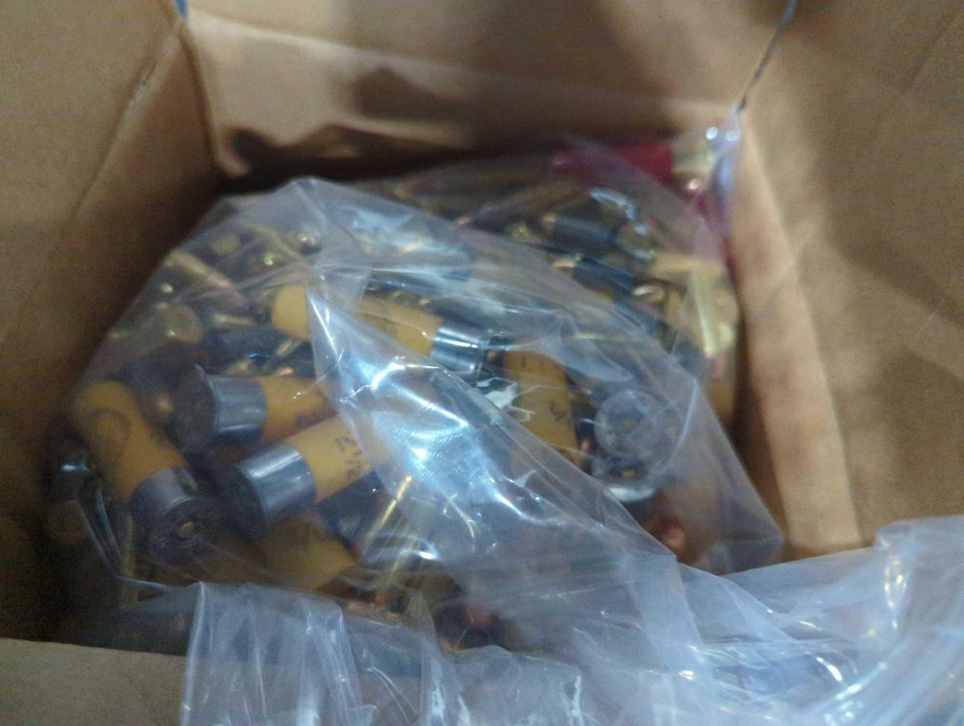 Shelf of misc. - Image 11 of 11