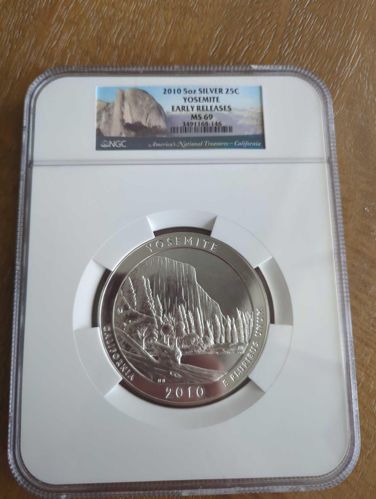2010 5 oz Silver Yosemite Early Release ms69 - Image 2 of 4