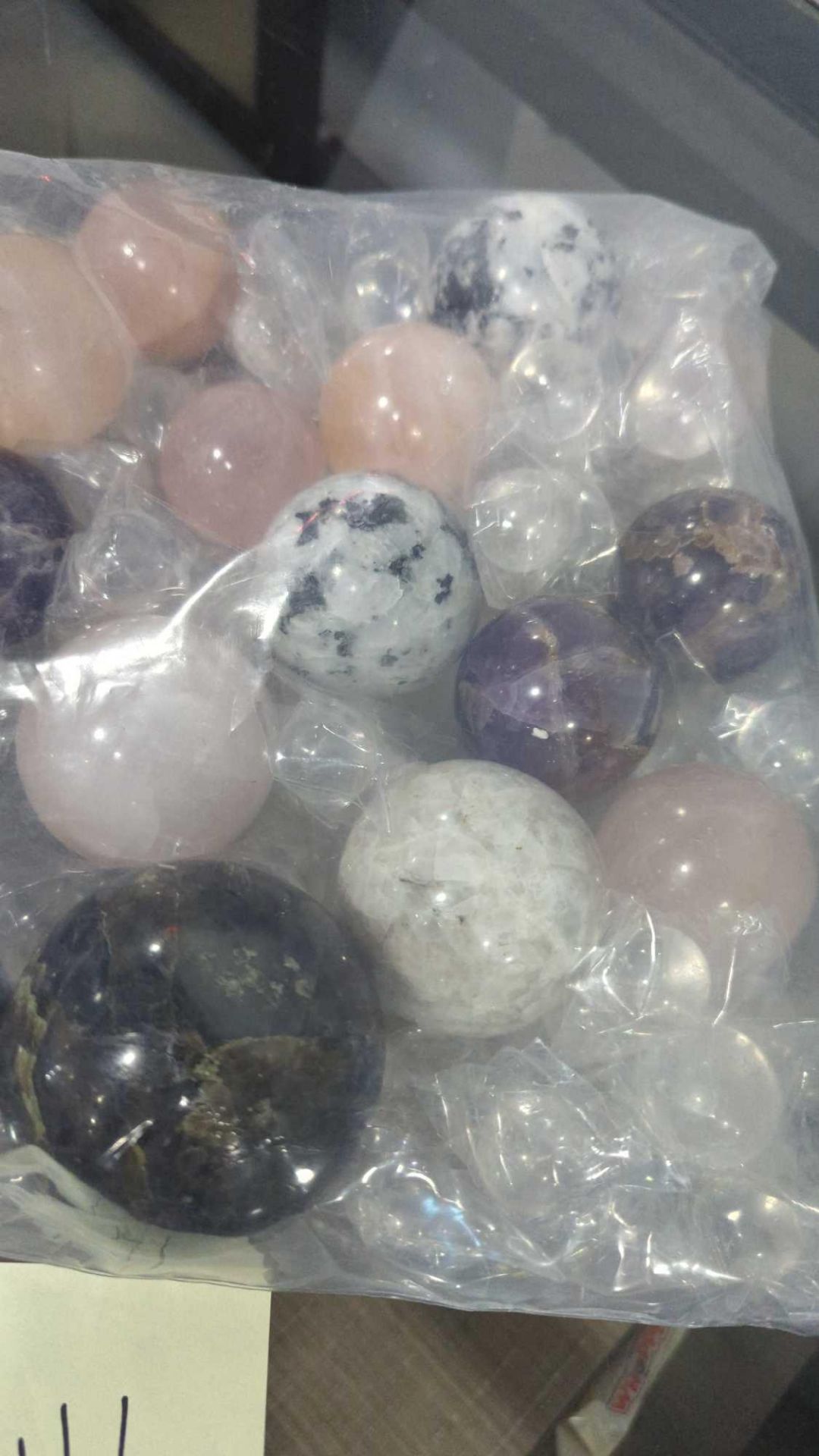 1-3" Crystal Spheres. Amethyst, labrodite, Moonstone, rose quartz, clear quartz - Image 4 of 5