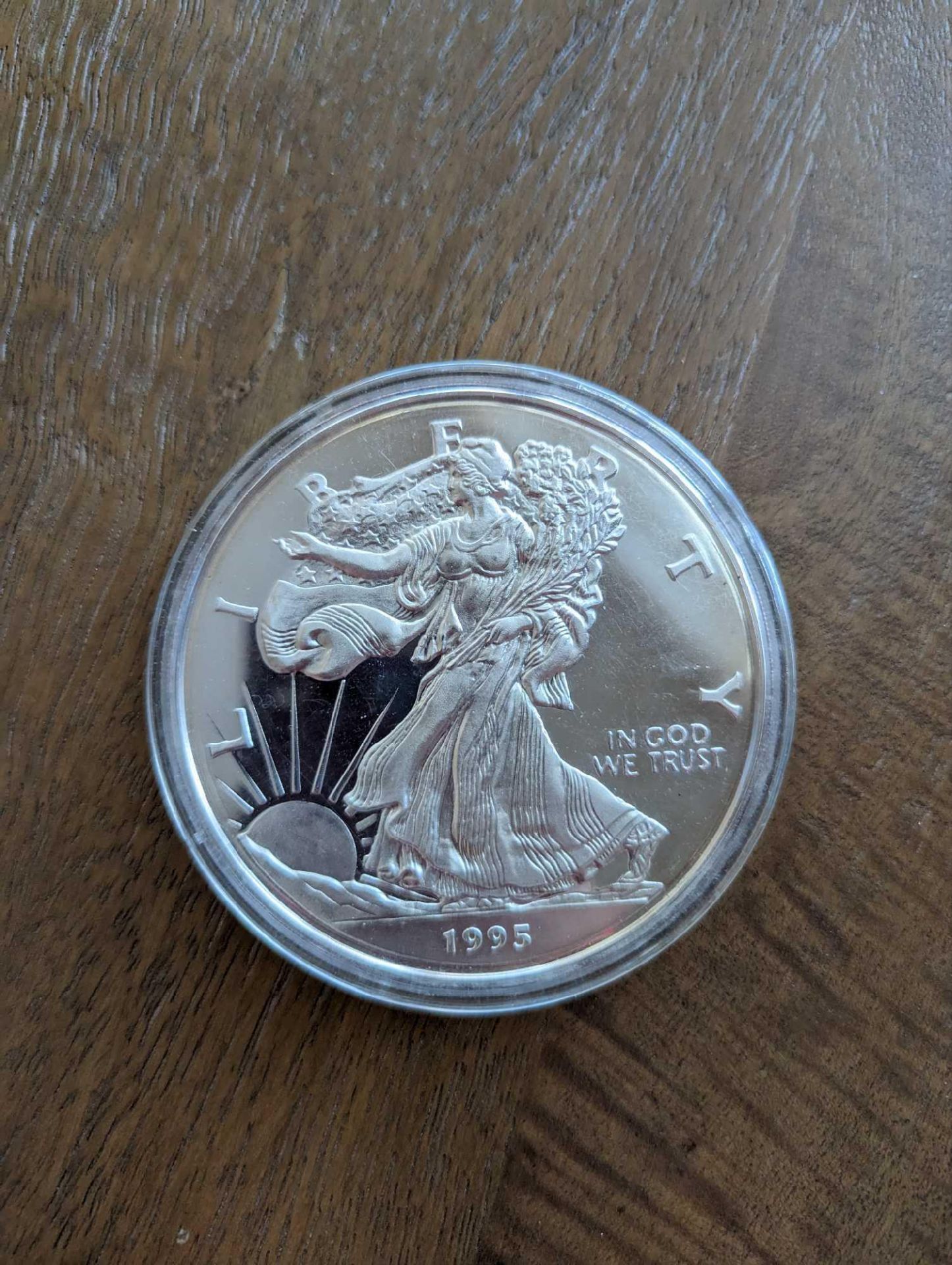 1/2 pound walking liberty silver coin 1995 - Image 2 of 3