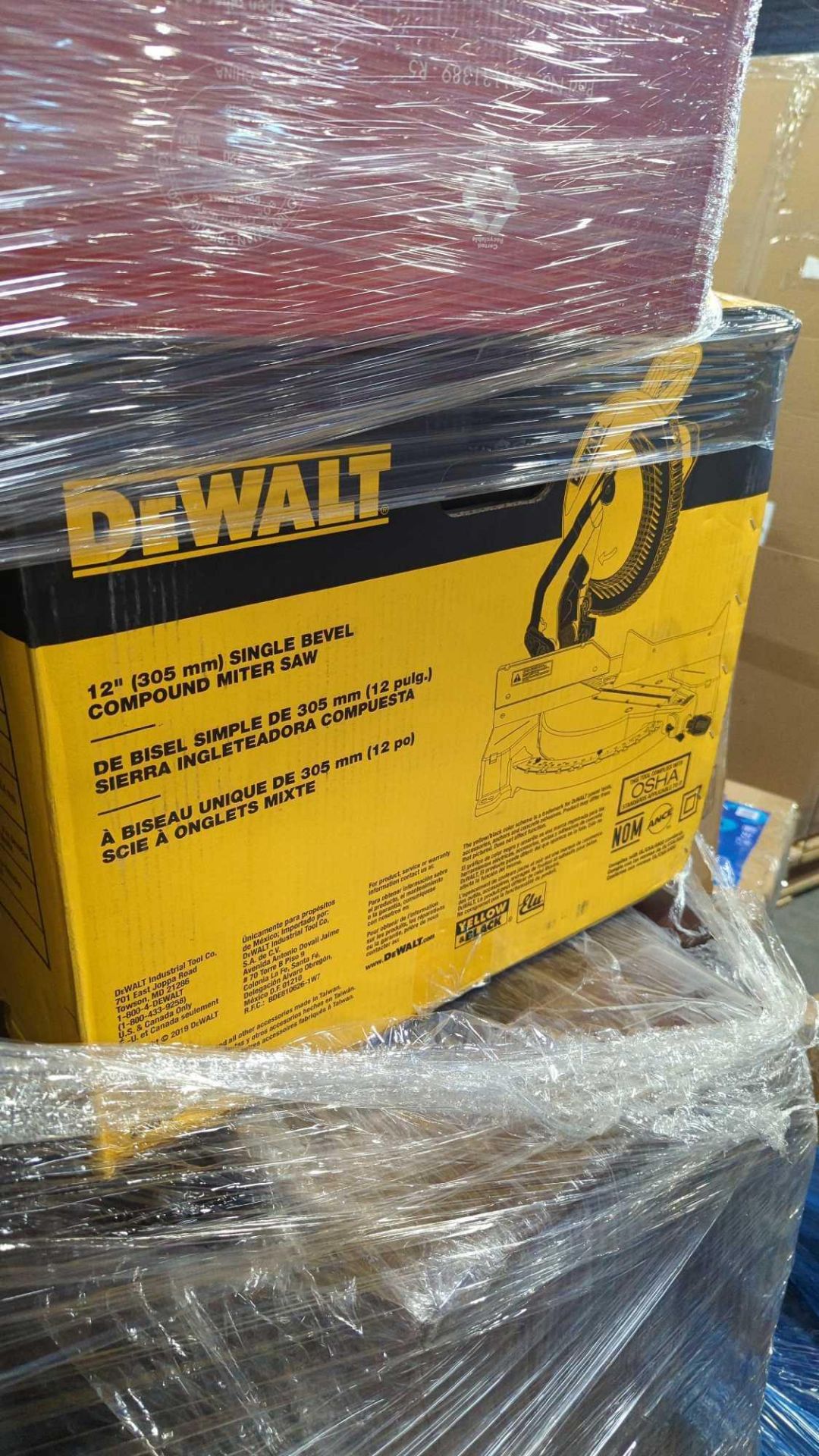 Yakima rack/DeWalt 12" saw/more - Image 4 of 8