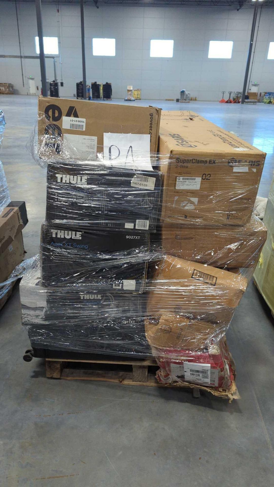 Action sports gear (product returns/used) - Image 11 of 11