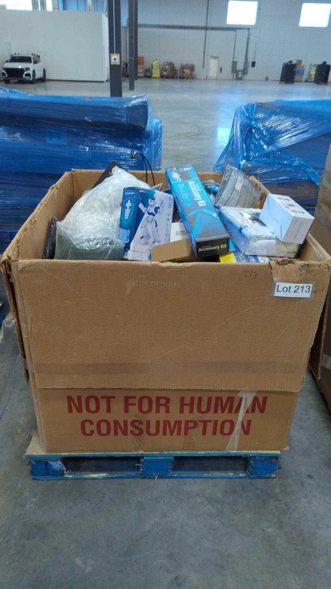 Misc Lot - Image 2 of 16