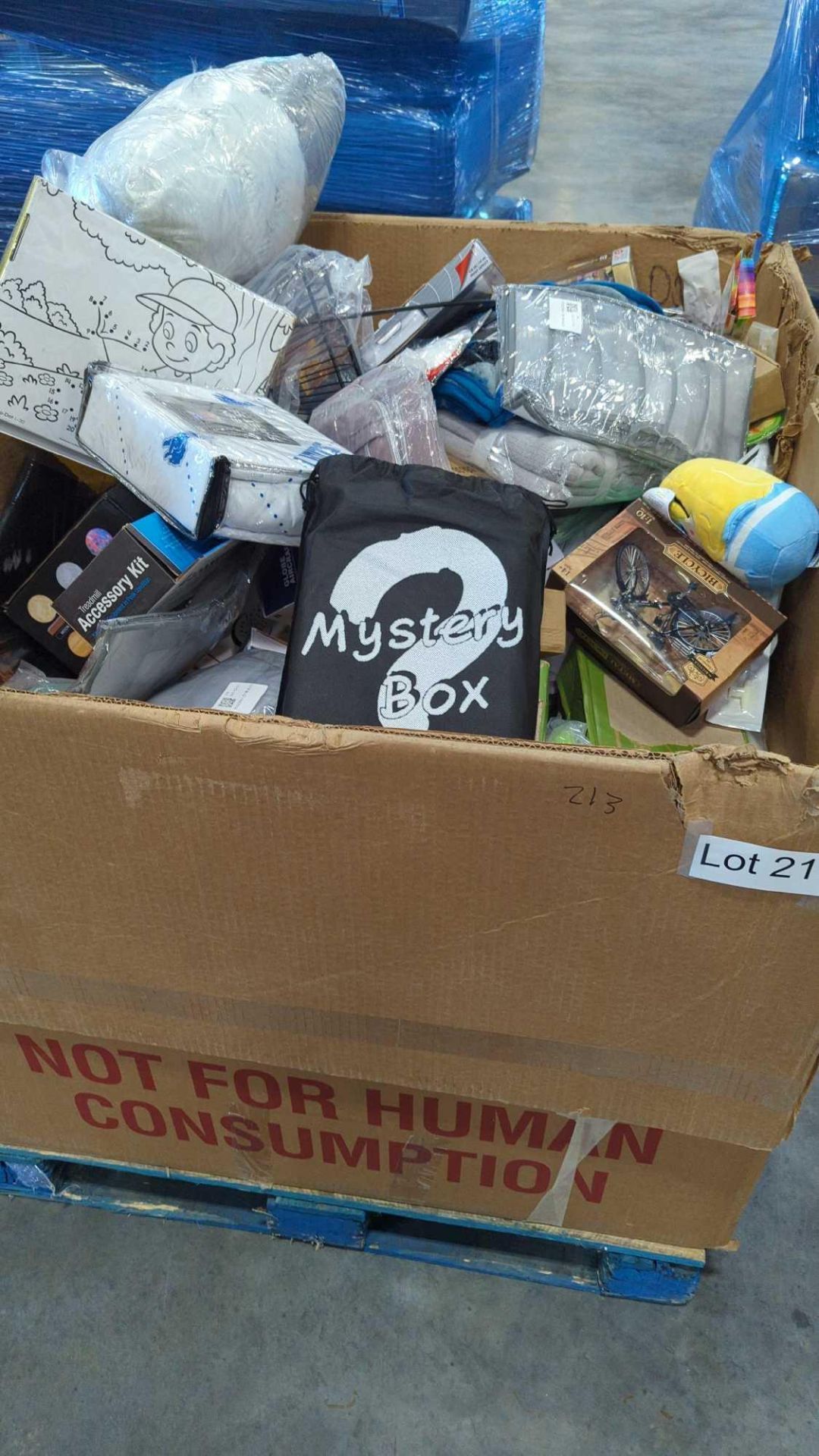 Misc Lot - Image 15 of 16