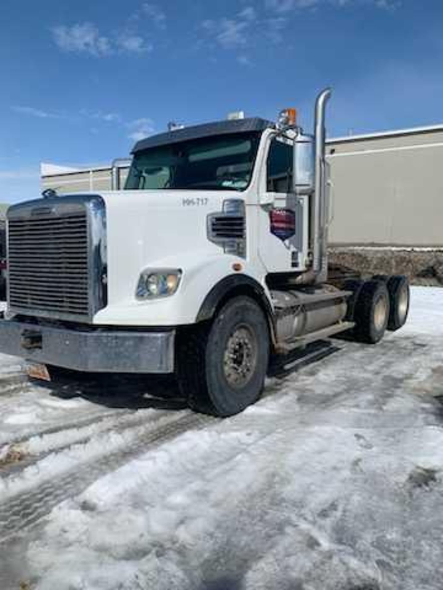 2015 Freightliner 122SD