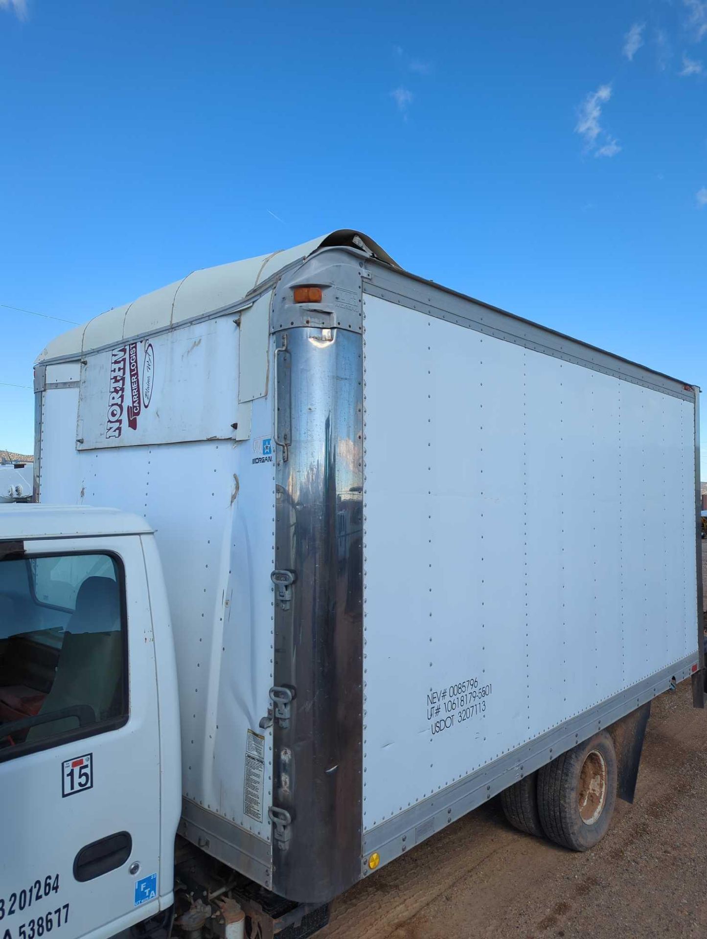 2003 Isuzu box truck - Image 3 of 14