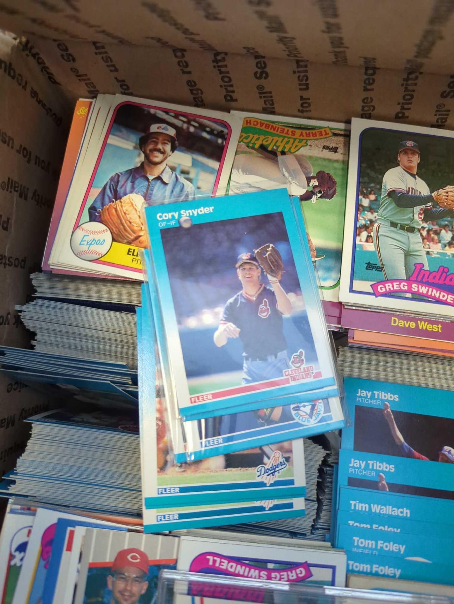 2,000 baseball cards - Image 4 of 9