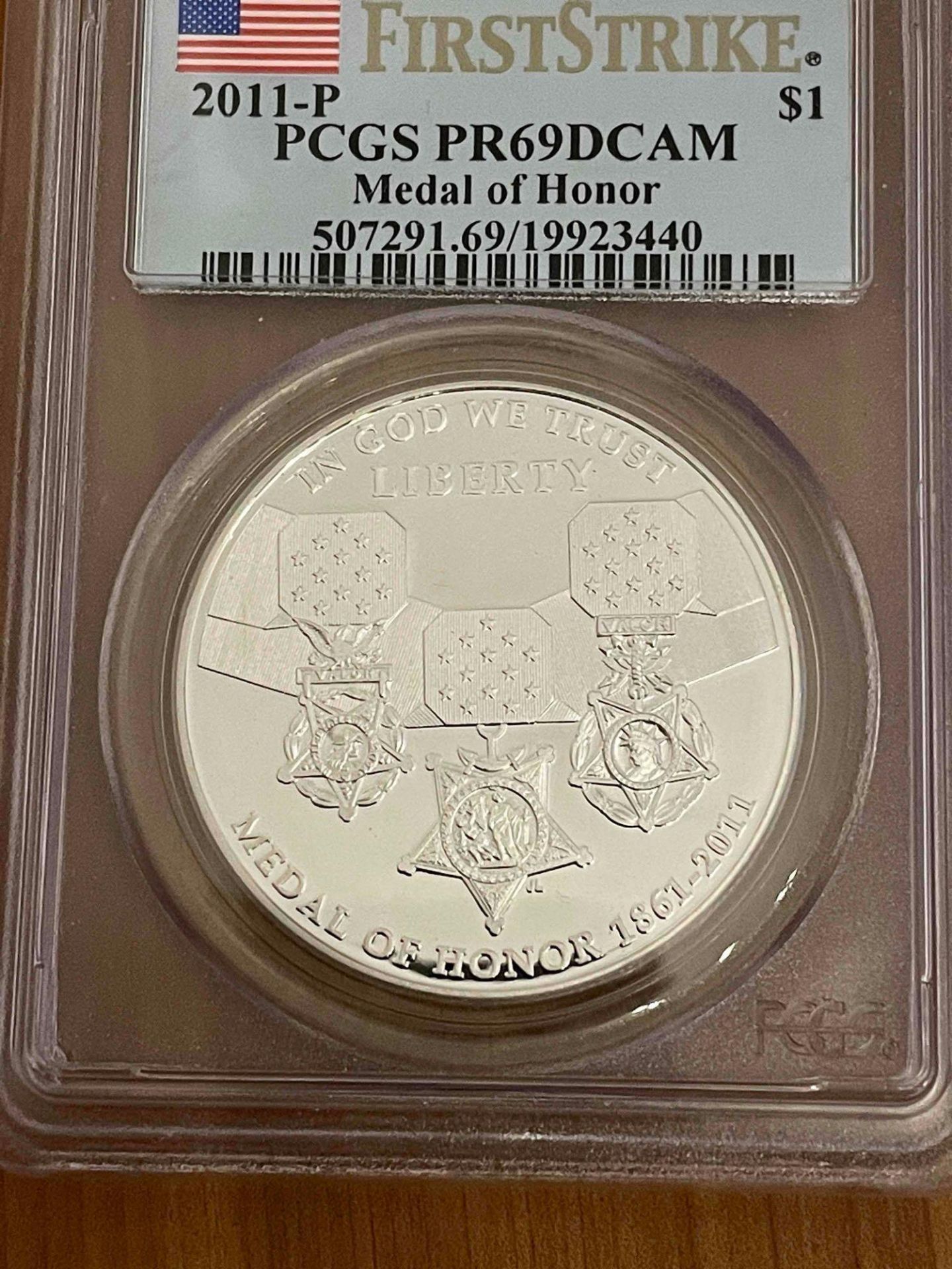 2011-P PCGS PR69DCAM Medal of Honor Modern Commemorative Silver Proof $1 - Image 2 of 3