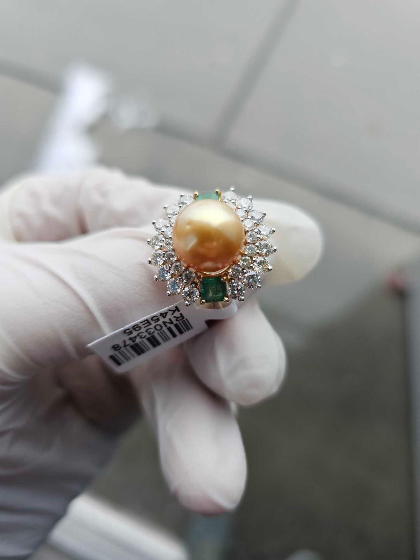 Ring: Pearl, Emerald & Diamond Ring 11mm Pearl, .62, cts Emerald, 1.83 ctw Diamond - Image 2 of 8