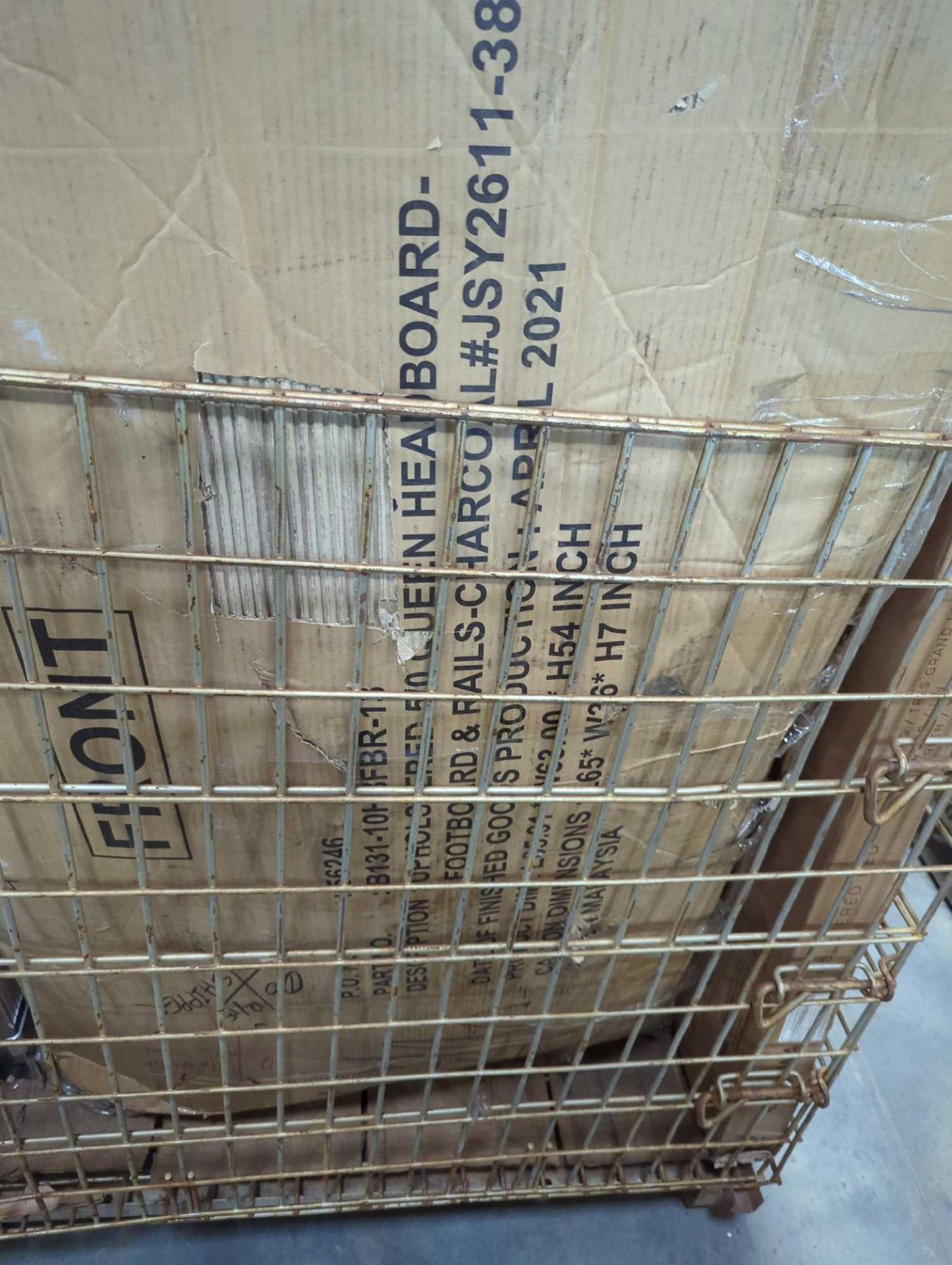 two pallets - Image 7 of 14