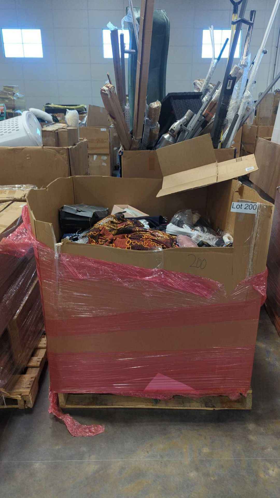 Clothing - Image 2 of 13