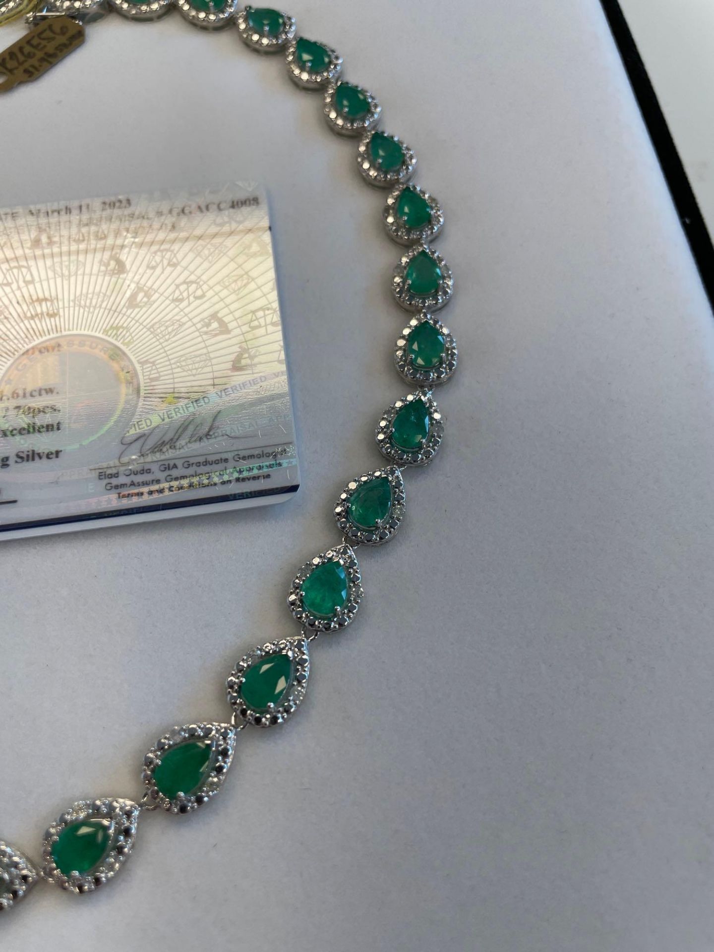 Jewelry; Emerald Beryl 22.94 ctw / Round Brillant Cut 1.61 ctw necklace - Image 3 of 6