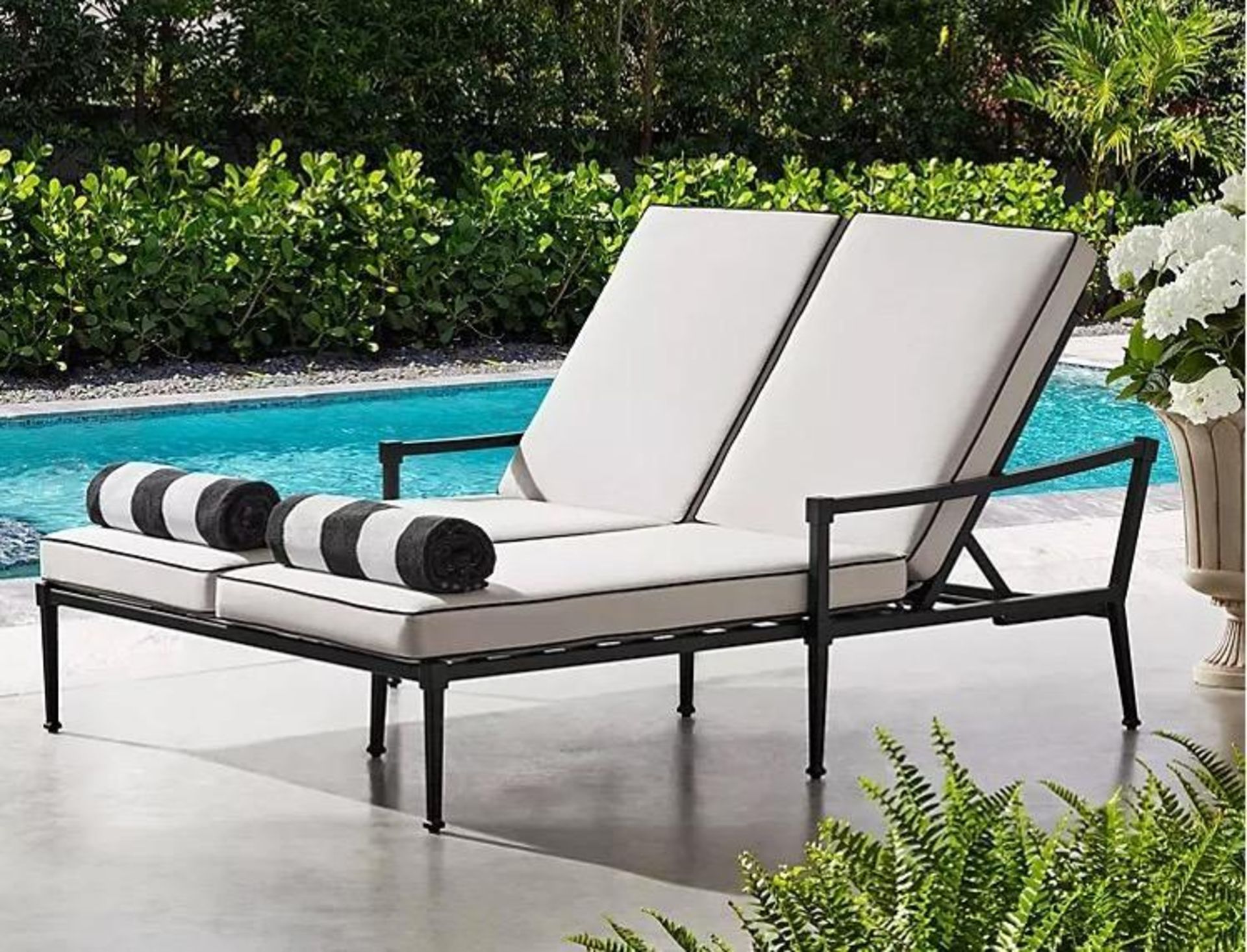 Chaise Loungers - Image 2 of 19