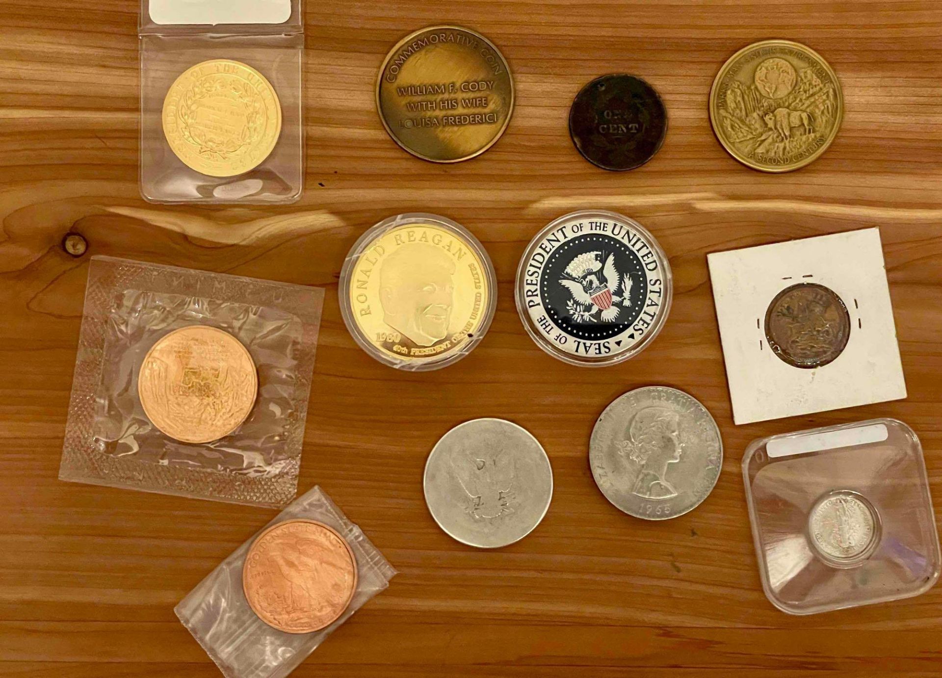 Misc Coins - Image 6 of 11