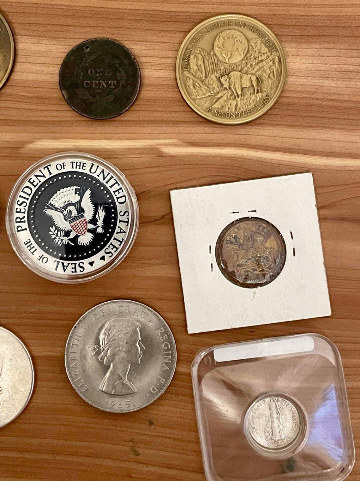 Misc Coins - Image 8 of 11