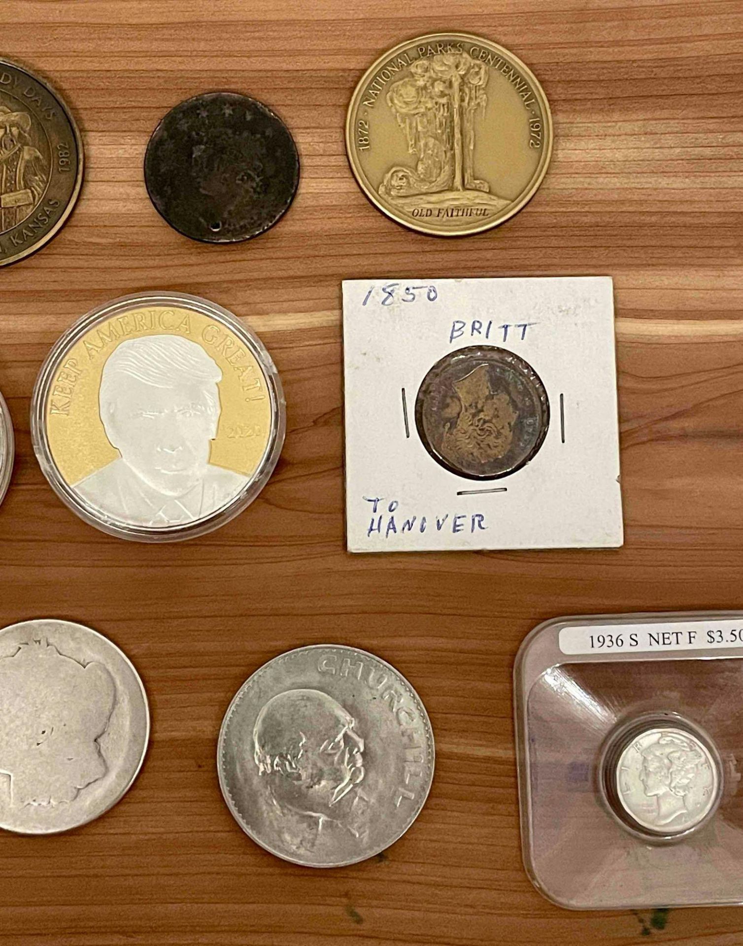 Misc Coins - Image 3 of 11