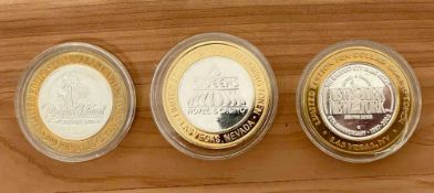 3 Vintage Silver Limted Edition Ten Dollar Gaming Tokens: 4 Queens, Players Island, New York New Yor