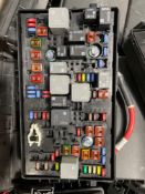 GL- Vehicle Fuse Boxes