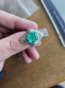Platinum and rare colombian emerald with GIA Report