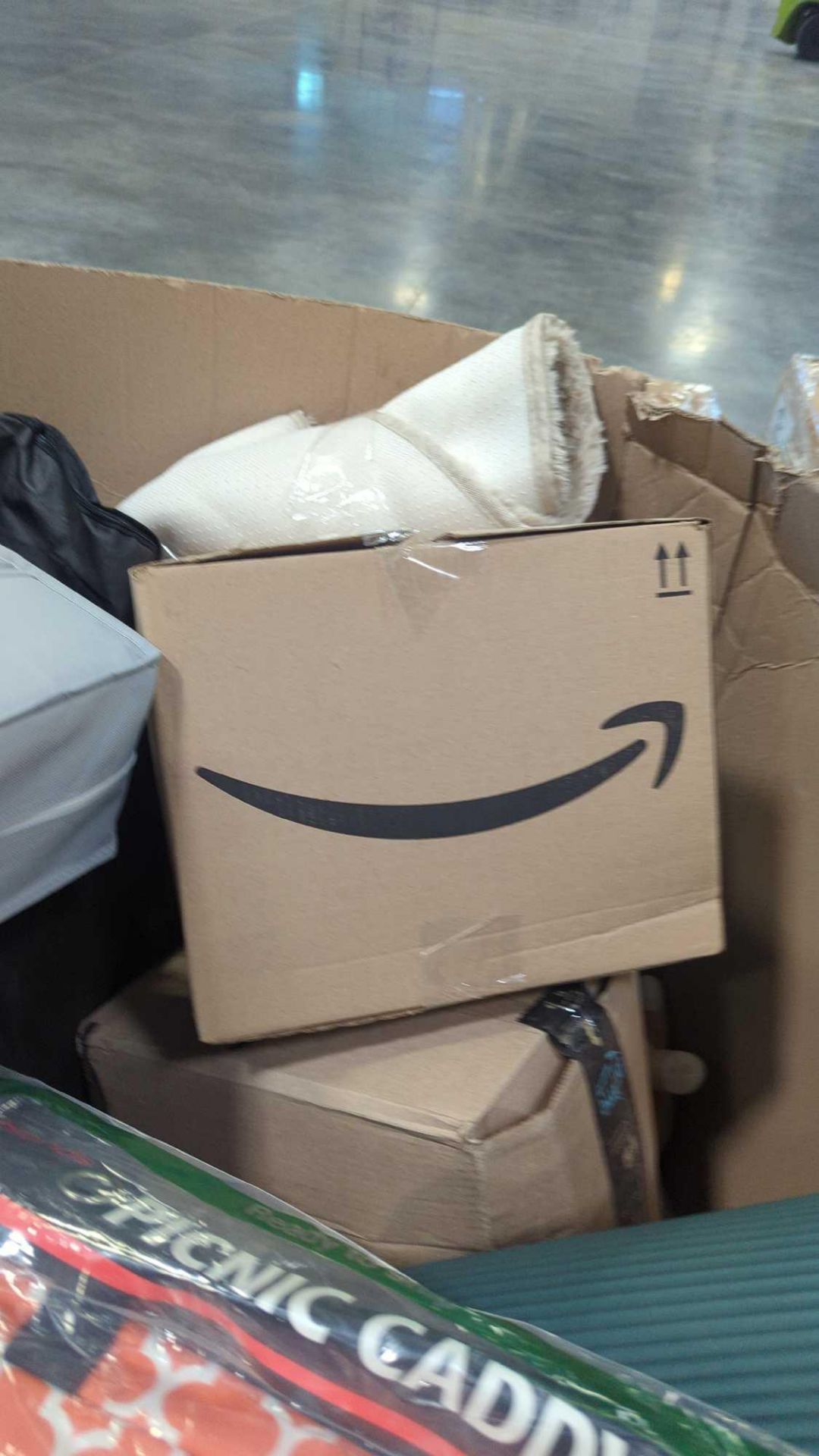 Misc Amazon product returns - Image 7 of 9