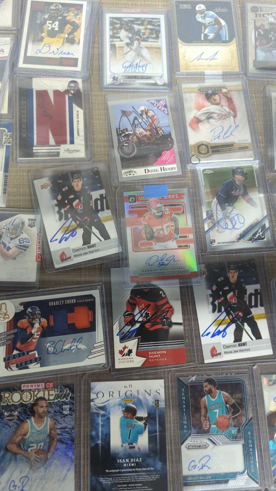 Approx 100 Autographed Sports Cards - Image 6 of 13